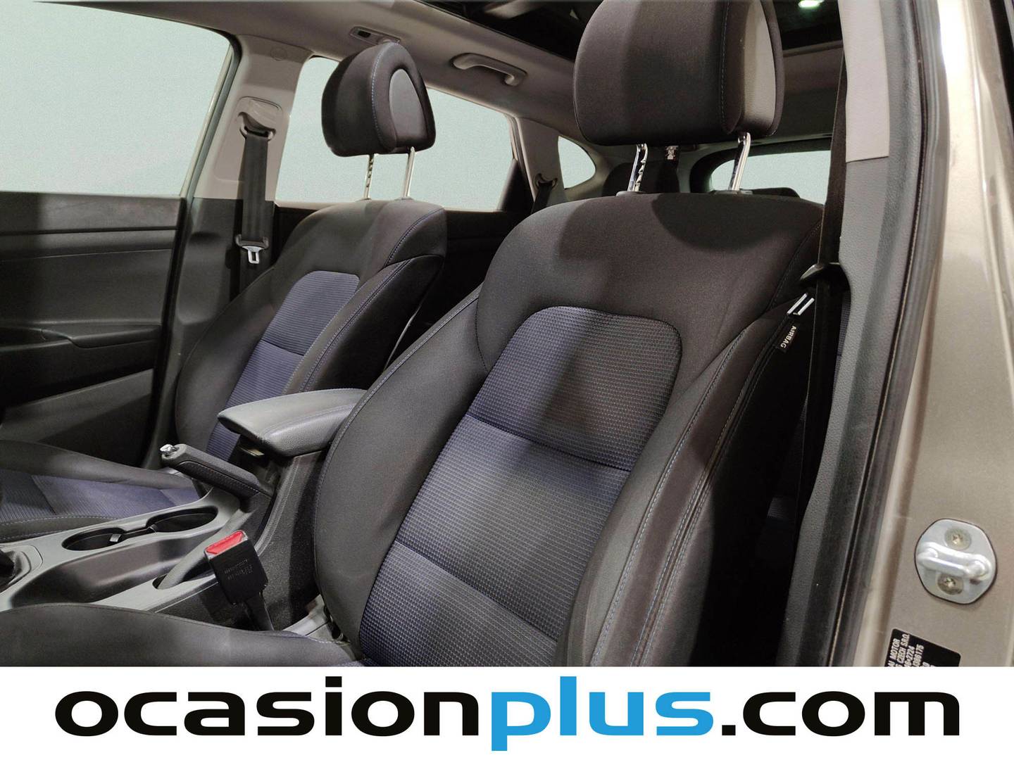 Equipamiento del Hyundai Tucson Hyundai Tucson 1.7 CRDI BlueDrive Tecno Sky 4x2 (115 CV)