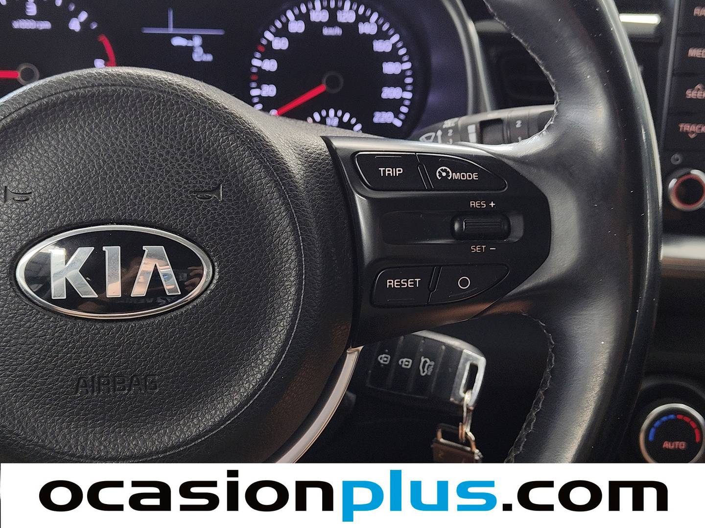 Acabados KIA Stonic KIA Stonic 1.6 CRDi VGT Drive (110 CV)