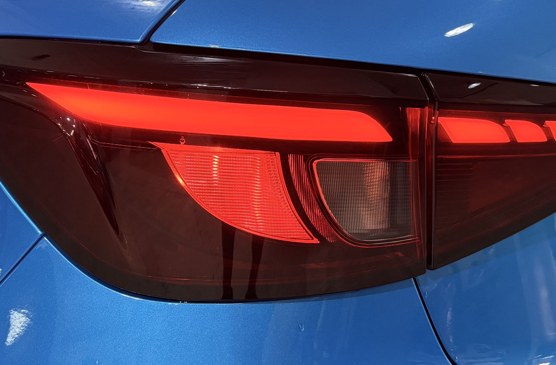 MG MG3 Hybrid+ Luxury - foto 17