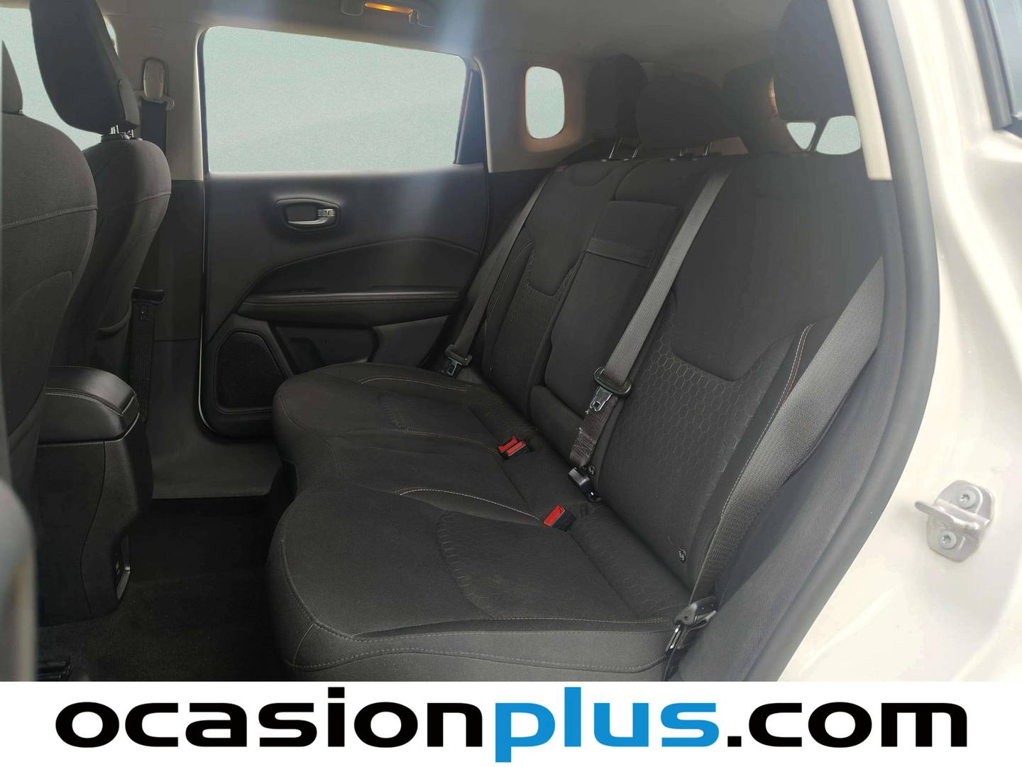 Foto asientos traseros Jeep Compass Jeep Compass 1.3 Gse T4 Longitude FWD MT (130 CV)