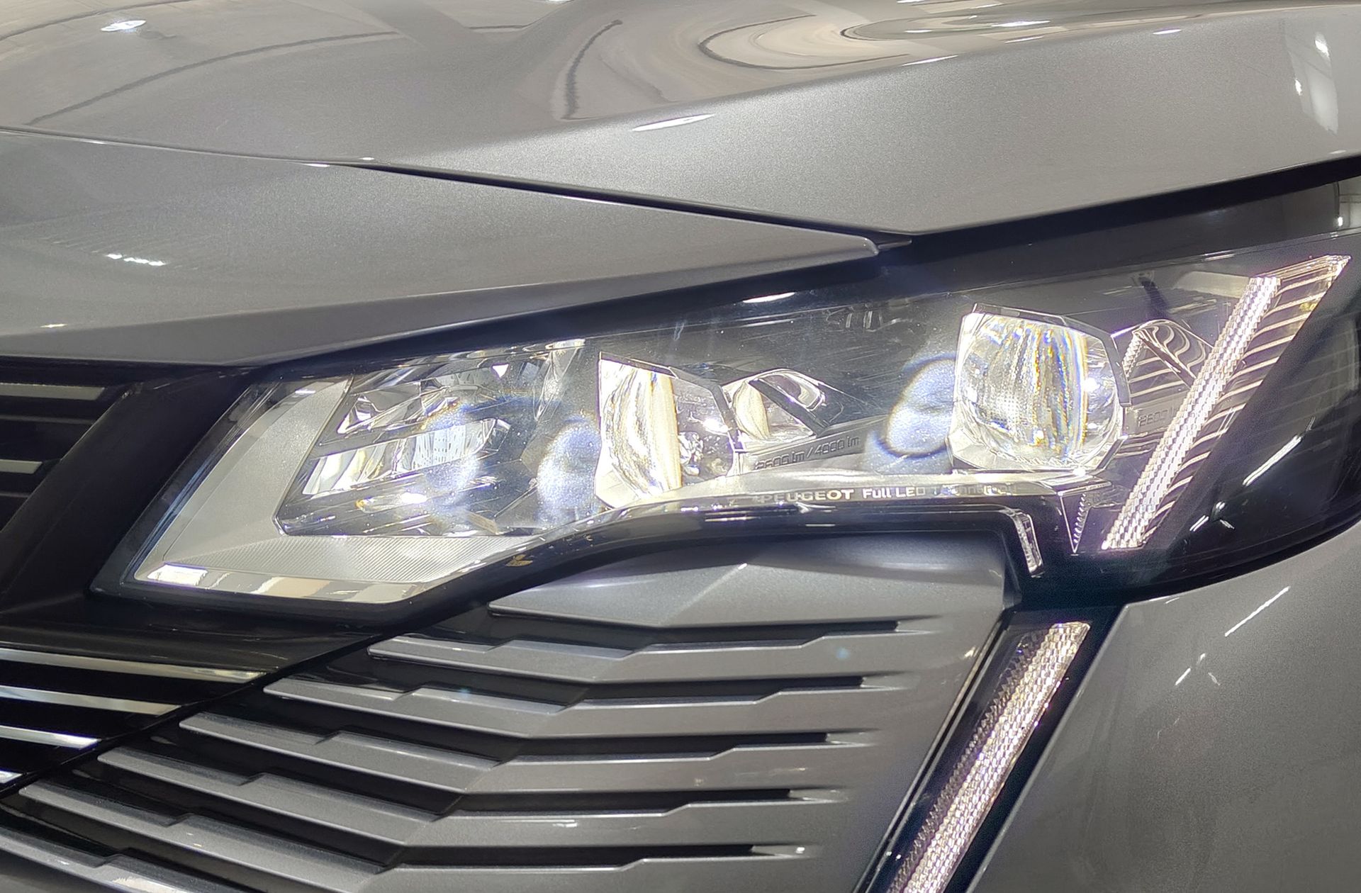 Peugeot 3008 PureTech 130 GT EAT8 - foto 16