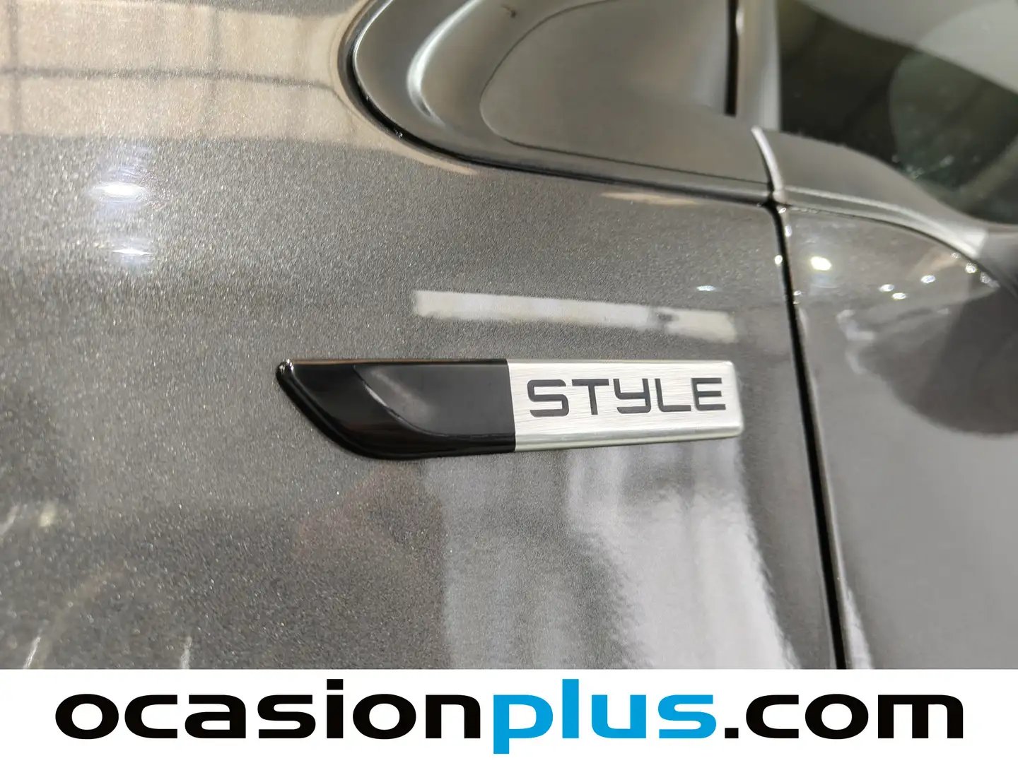 Foto Peugeot 2008 Peugeot 2008 PureTech 110 S&S Style (110 CV)