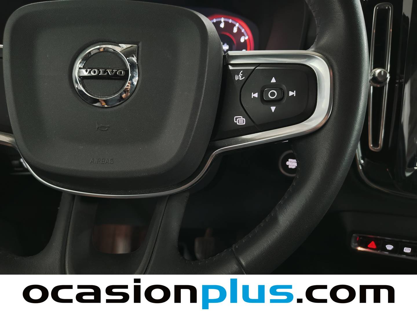 Volvo XC40 Volvo XC40 T3 Business Plus (163 CV) al mejor precio