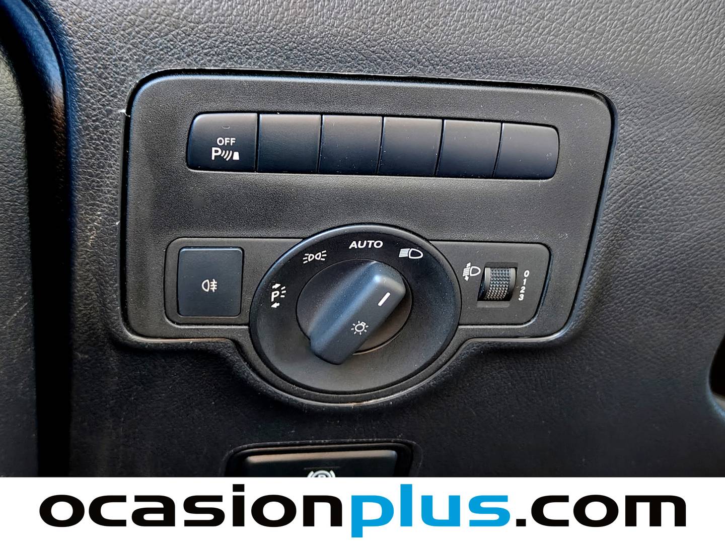 Mercedes Vito Mercedes-Benz Vito 114 CDI Tourer Pro Larga AT (136 CV) 9 Plazas 2023