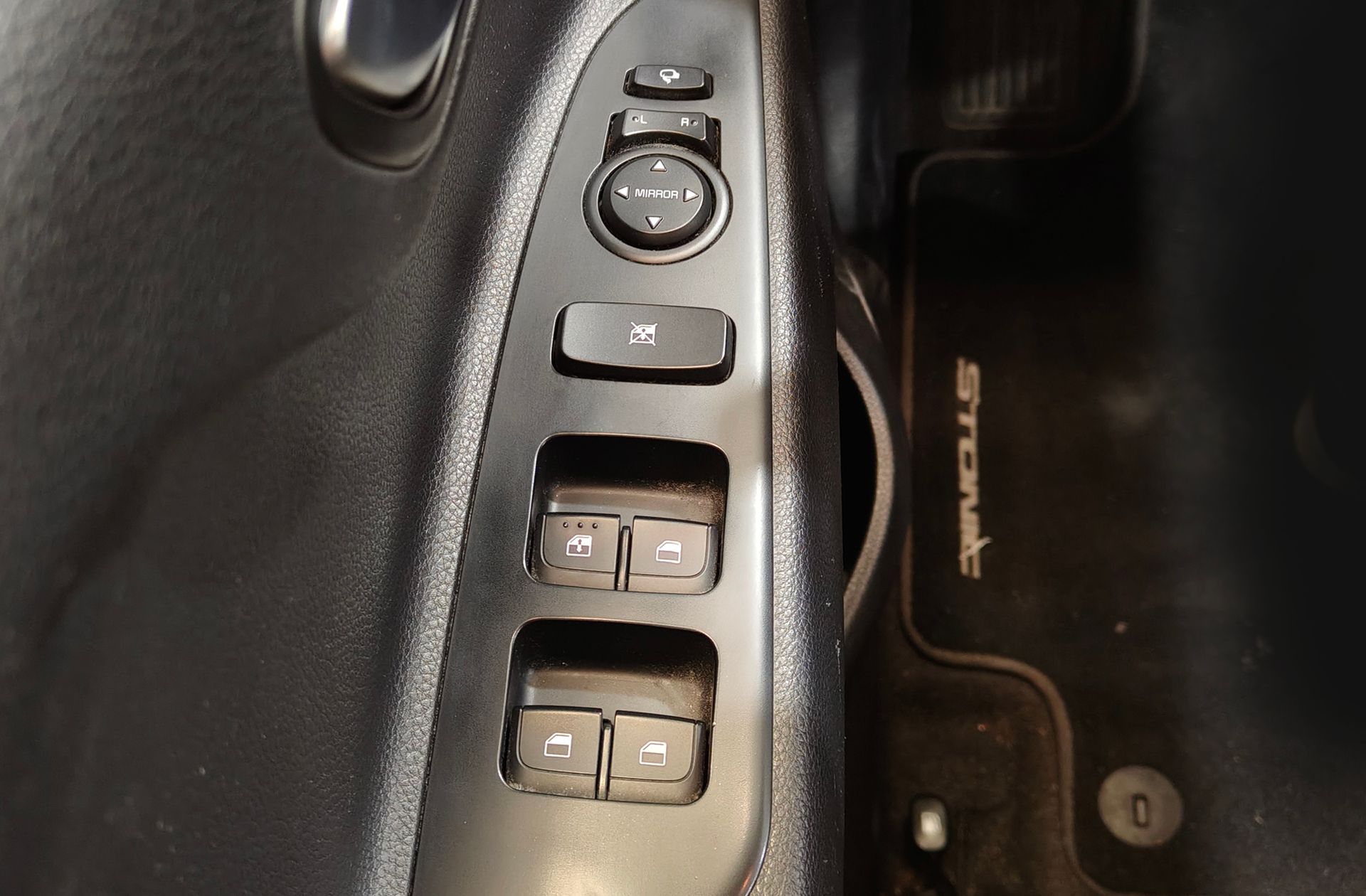 Kia Stonic 1.0 T-GDi MHEV Drive - foto 32
