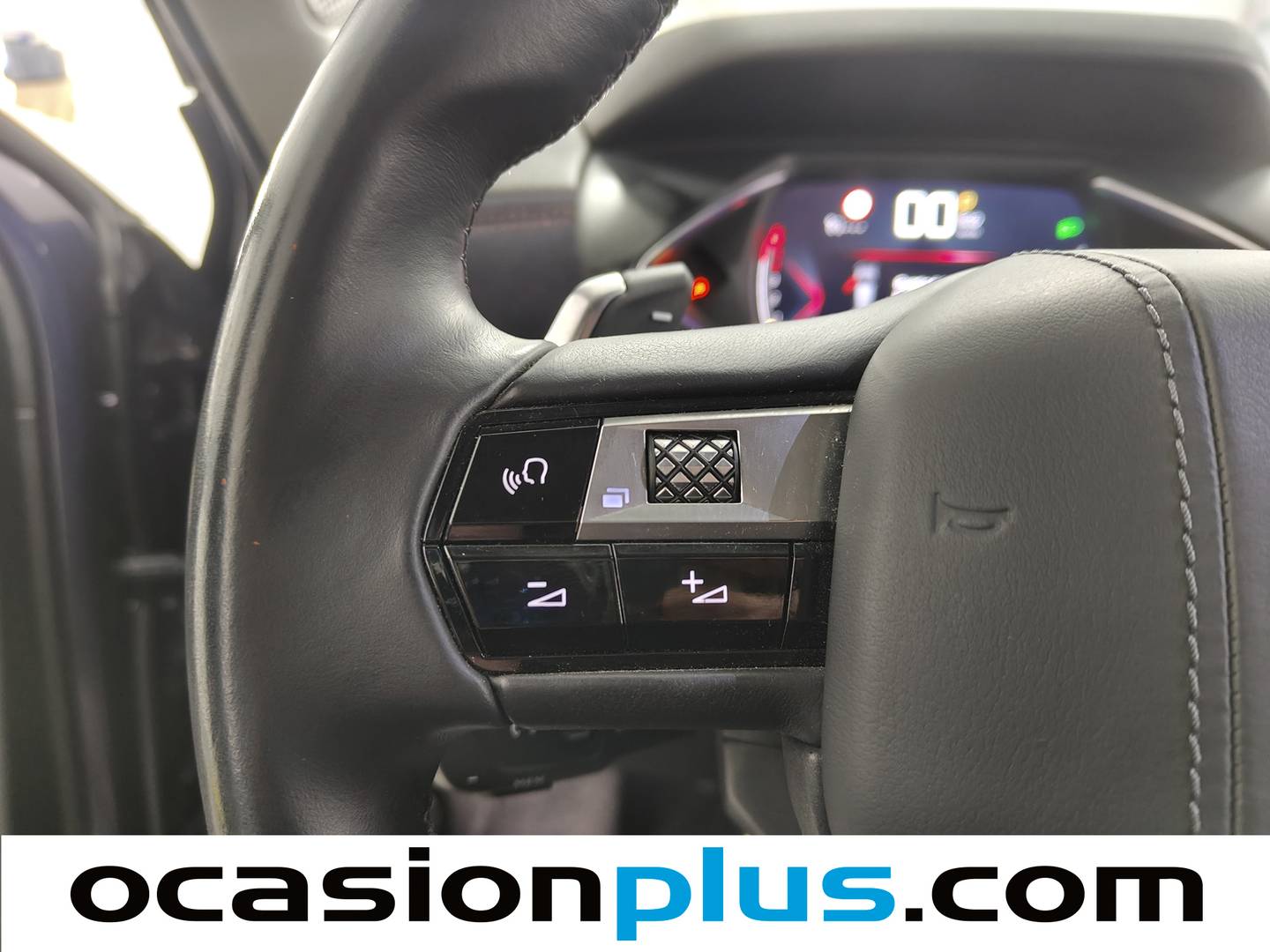 DS DS 3 Crossback DS DS3 Crossback BlueHDi 130 Ines de la Fressange Auto (131 CV) km 0