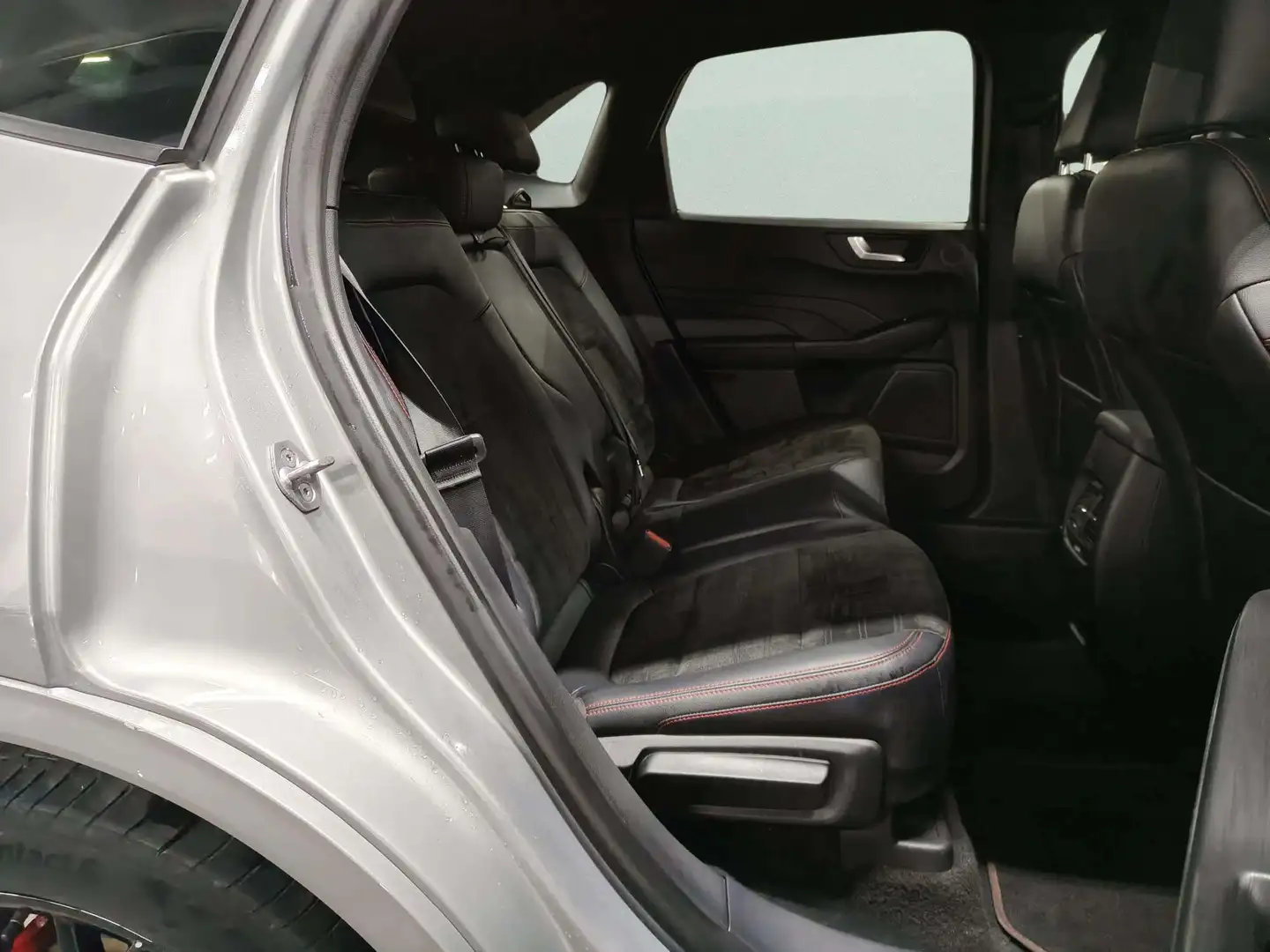 Foto Ford Kuga Ford Kuga 2.5 Duratec PHEV ST-Line X Auto (225 CV)