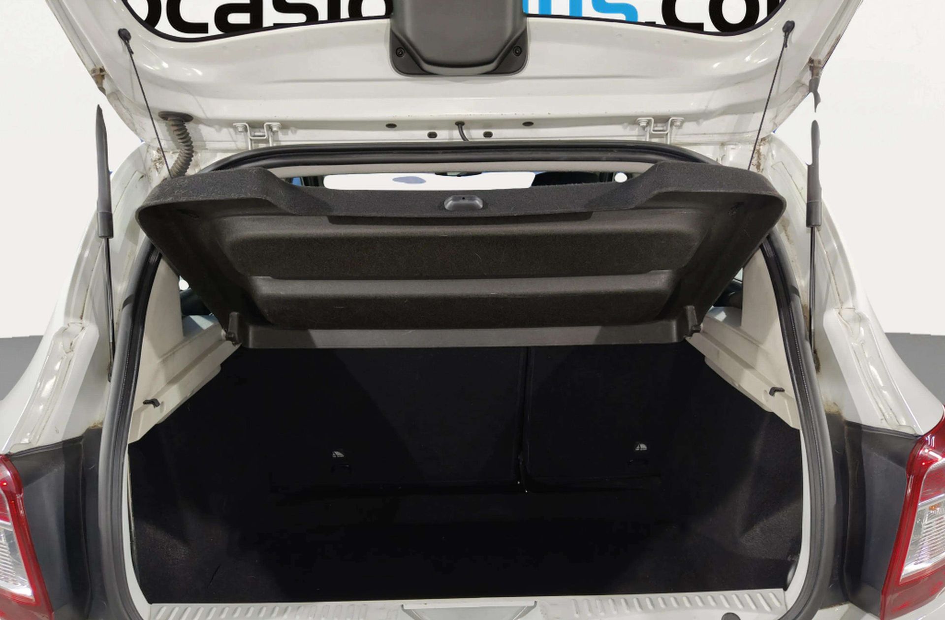 Dacia Sandero Laureate dCi - foto 13