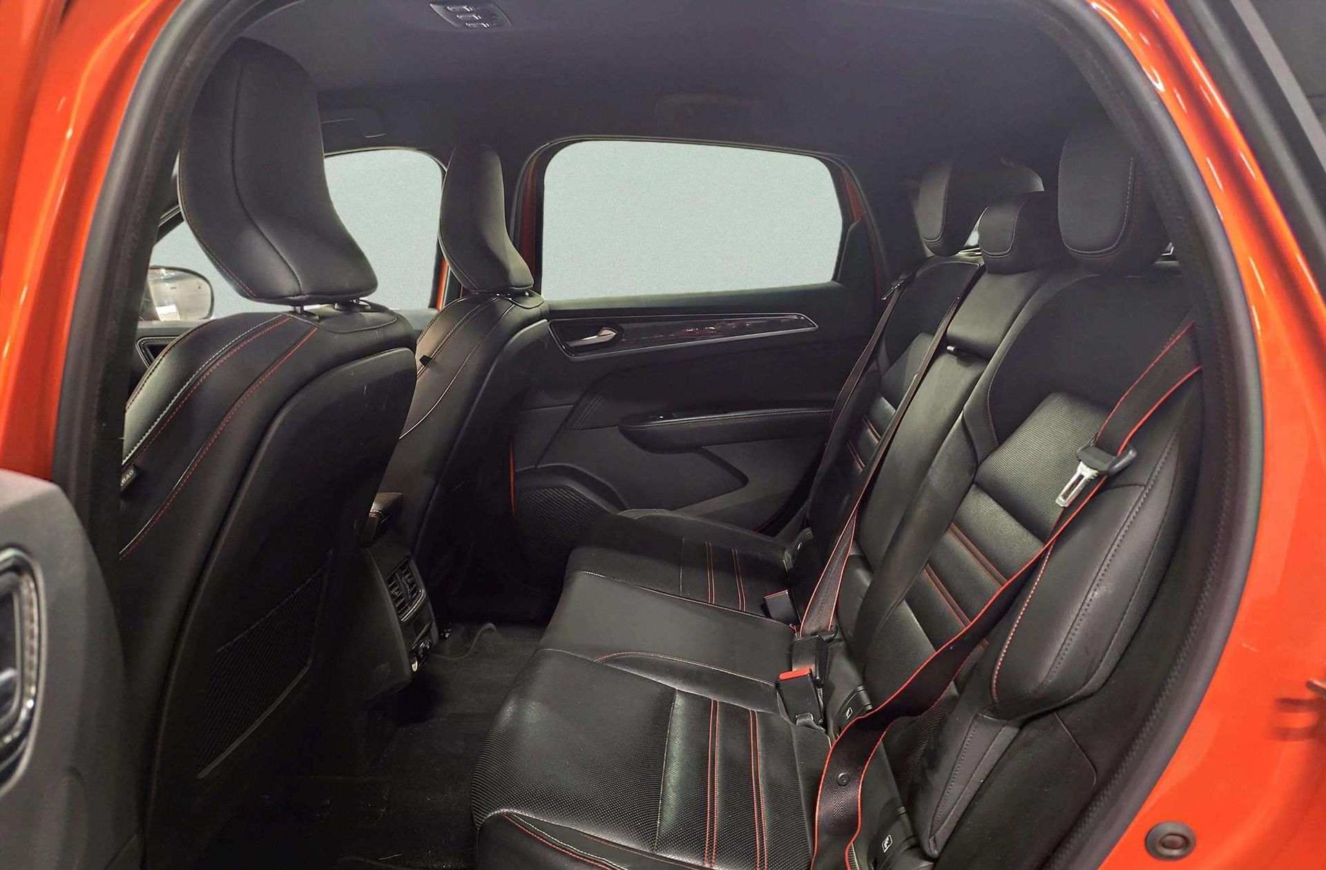 Renault Arkana RS Line TCe EDC Microhíbrido - foto 14