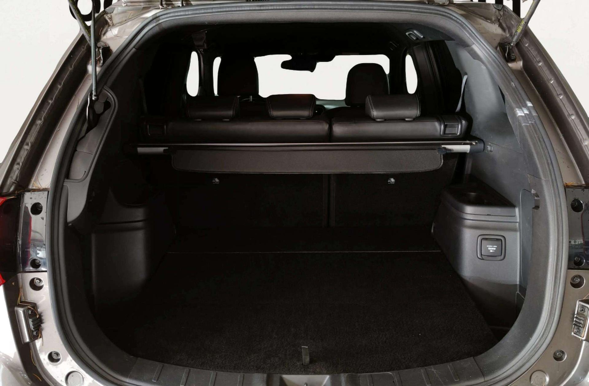 Mitsubishi Outlander 2.4 PHEV Kaiteki 4WD - foto 19