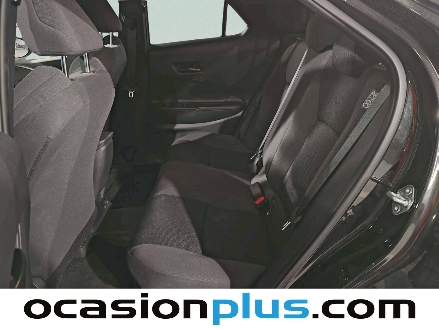 Foto asientos traseros Toyota C-HR Toyota C-HR 220PH Advance (223 CV)
