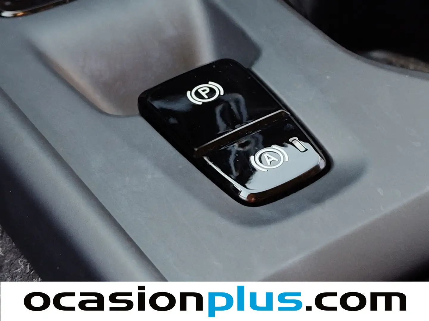 Foto Volvo XC40 Volvo XC40 T3 Momentum Pro Auto (163 CV)