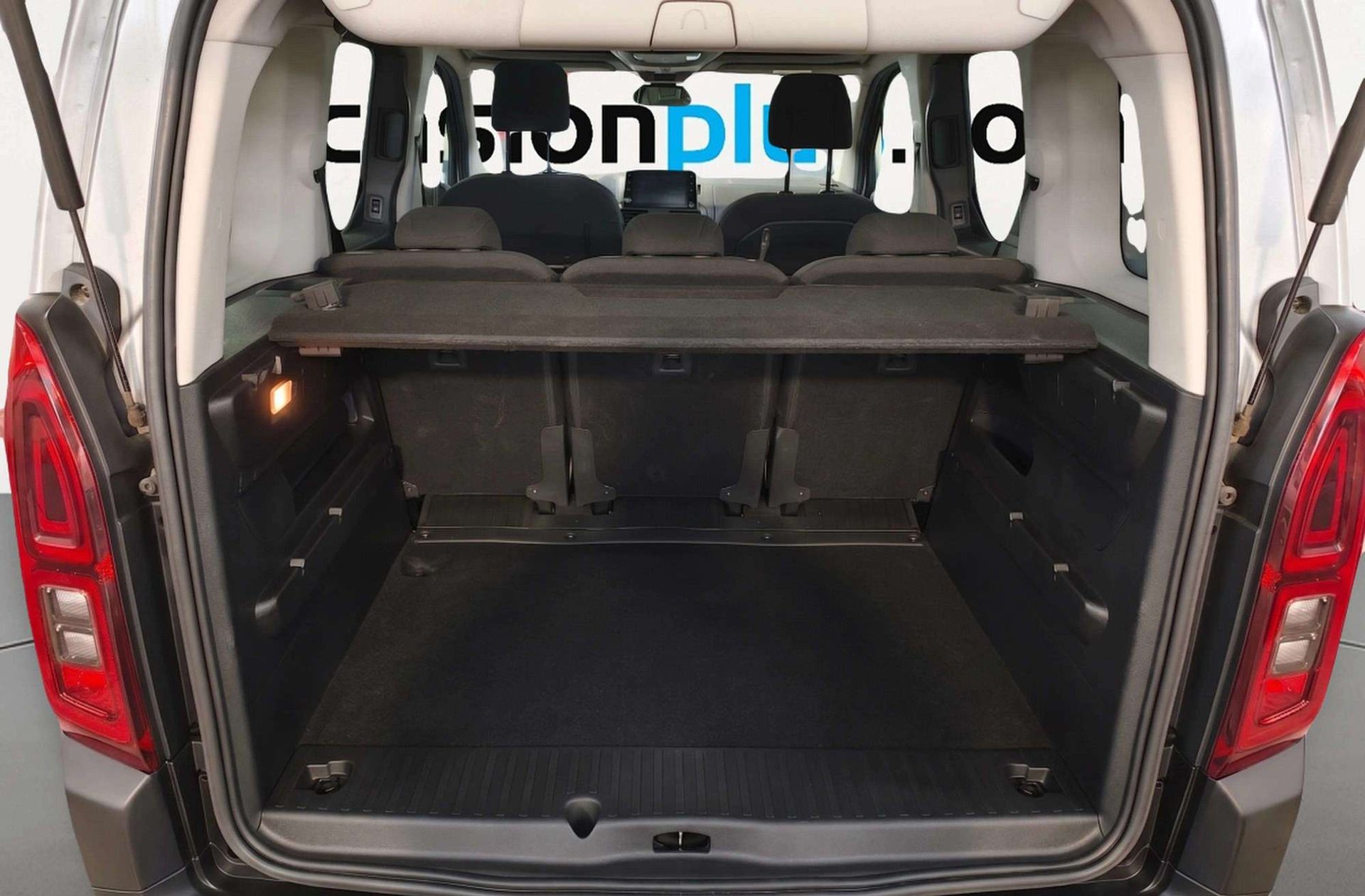 Citroën Berlingo BlueHDi 130 Talla M Shine - foto 18