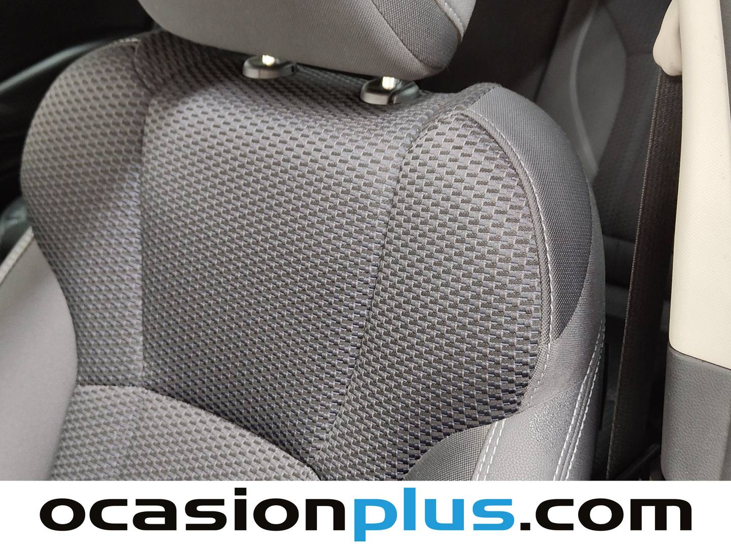 Extras y acabados del Subaru Forester Subaru Forester 2.0i Hybrid Executive CVT (150 CV)