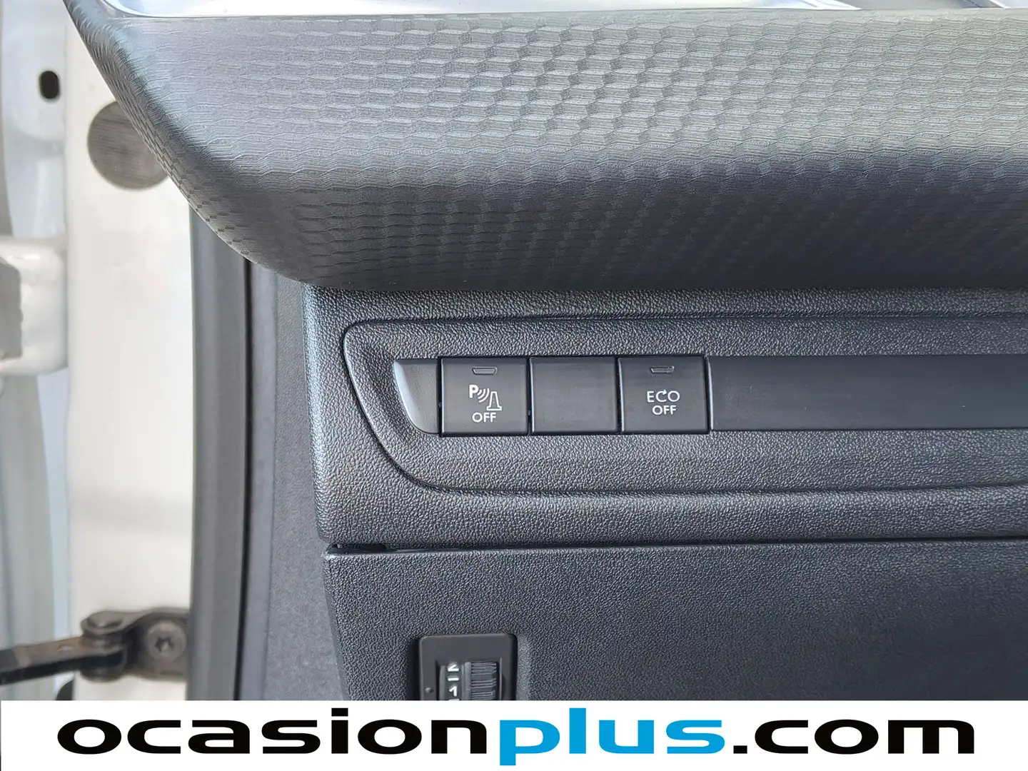 Foto Peugeot 2008 Peugeot 2008 PureTech 110 S&S Allure (110 CV)