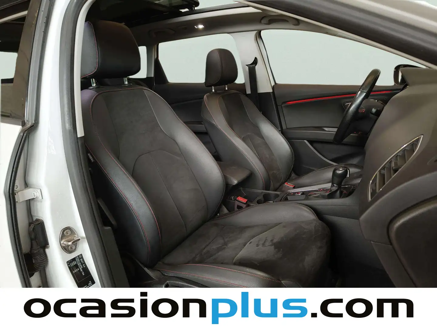 Foto Seat León SEAT León ST ST 2.0 TDI S&S FR Advanced DSG (184 CV)