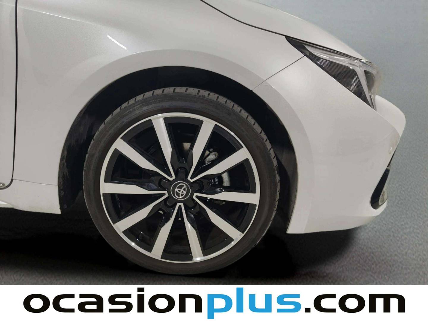 Toyota Corolla Toyota Corolla 140H Style Edition (140 CV) seminuevo