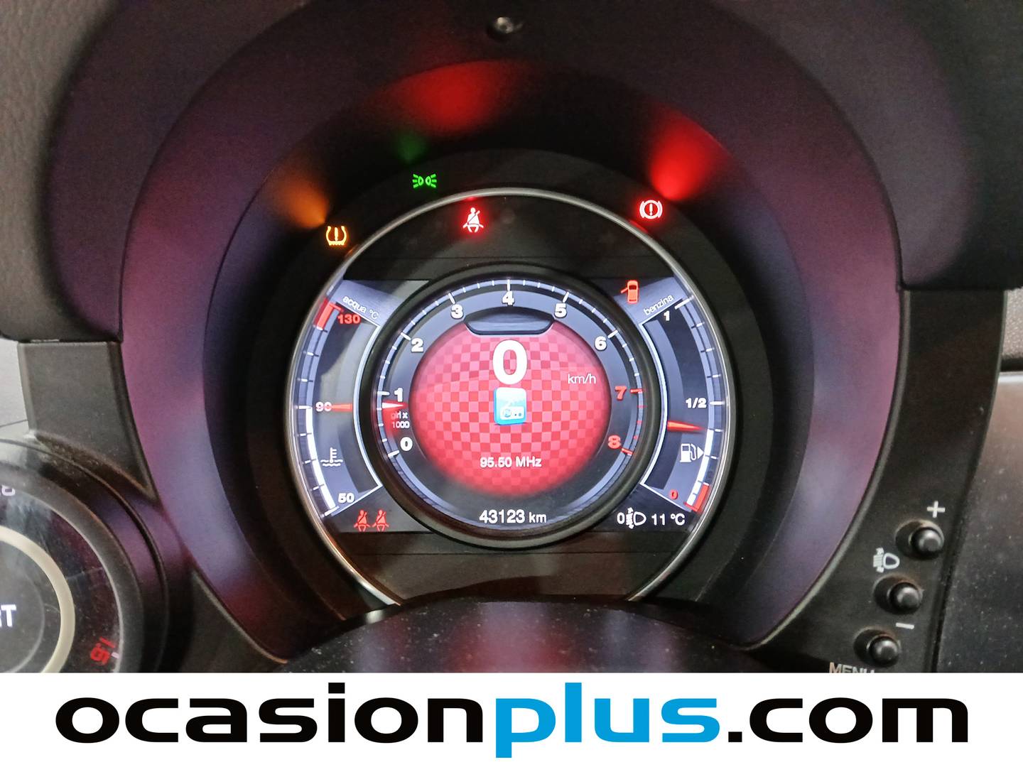 Foto Abarth 500 Abarth 500 1.4 16v T-Jet 595 (165 CV)