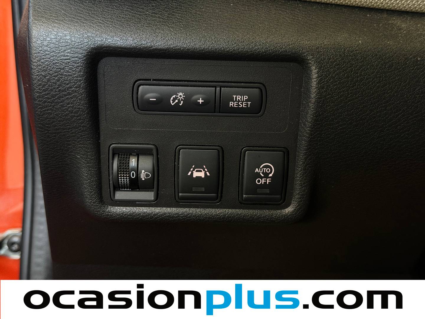 Extras y acabados del Nissan Micra Nissan Micra IG-T Visia+ (100 CV)