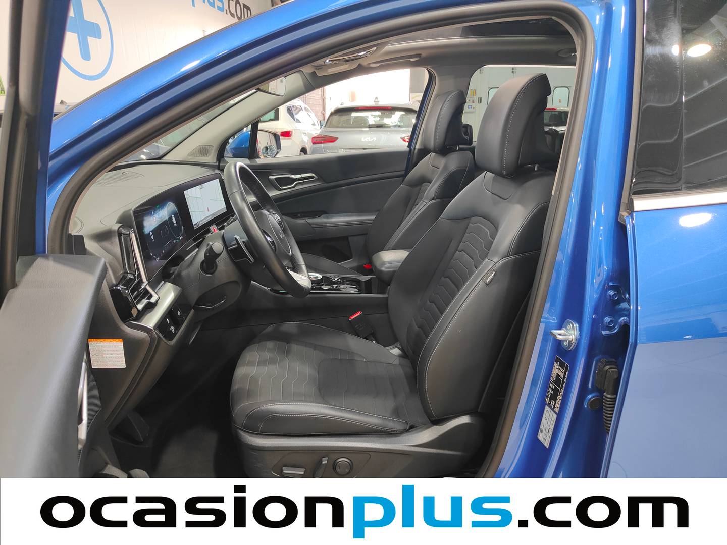 Foto asientos delanteros KIA Sportage KIA Sportage 1.6 T-GDi HEV Tech 4x2 Auto (230 CV)