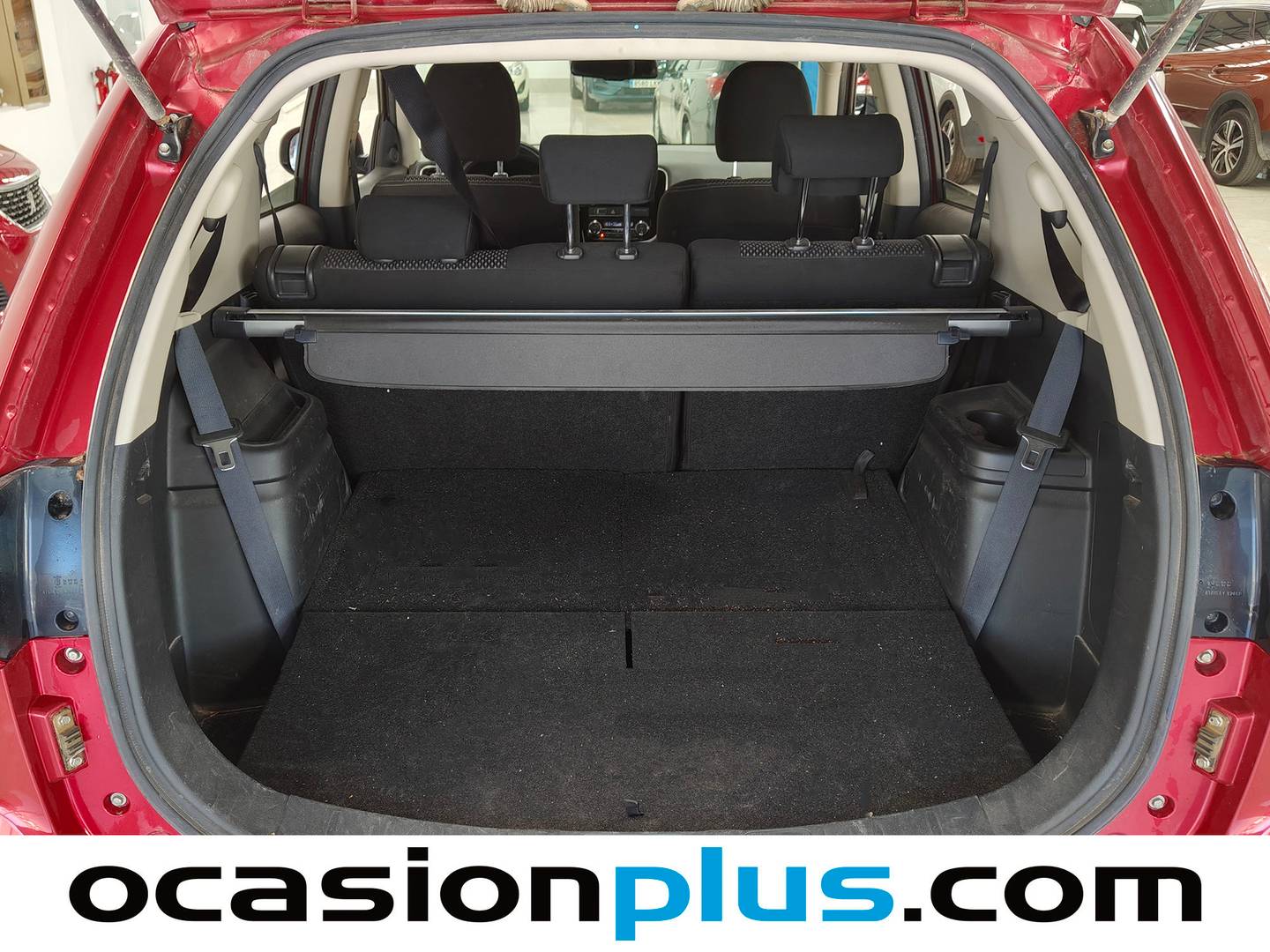 Fotos maletero Mitsubishi Outlander Mitsubishi Outlander 220 DI-D Motion 2WD (150 CV) 7 Plazas