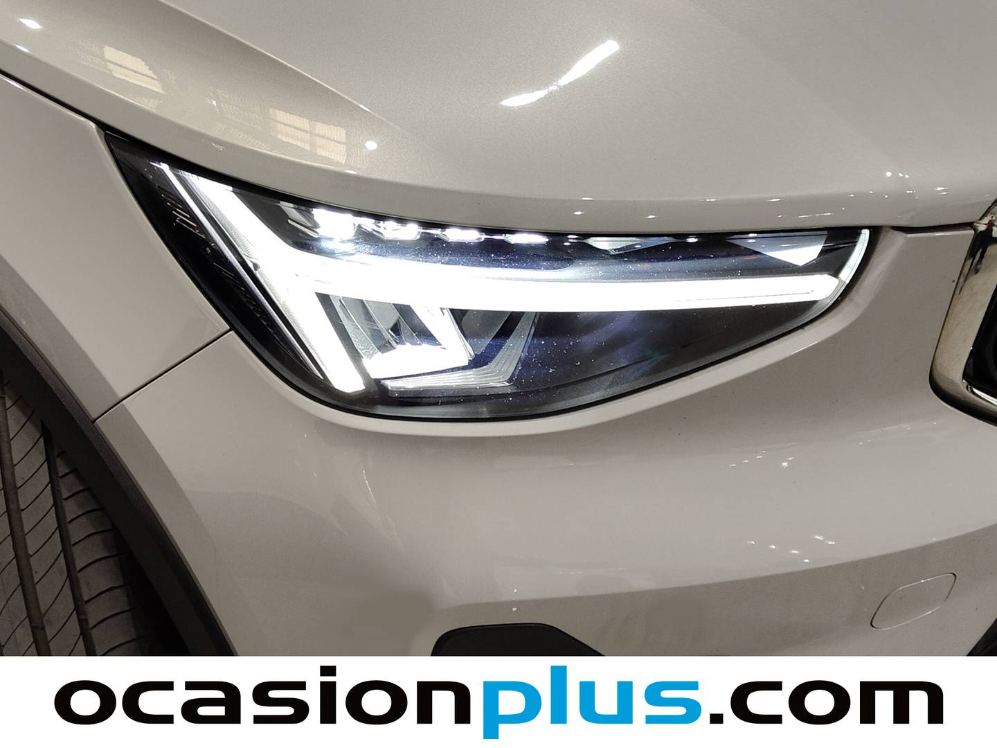 Acabados Volvo XC40 Volvo XC40 T2 Essential (129 CV)
