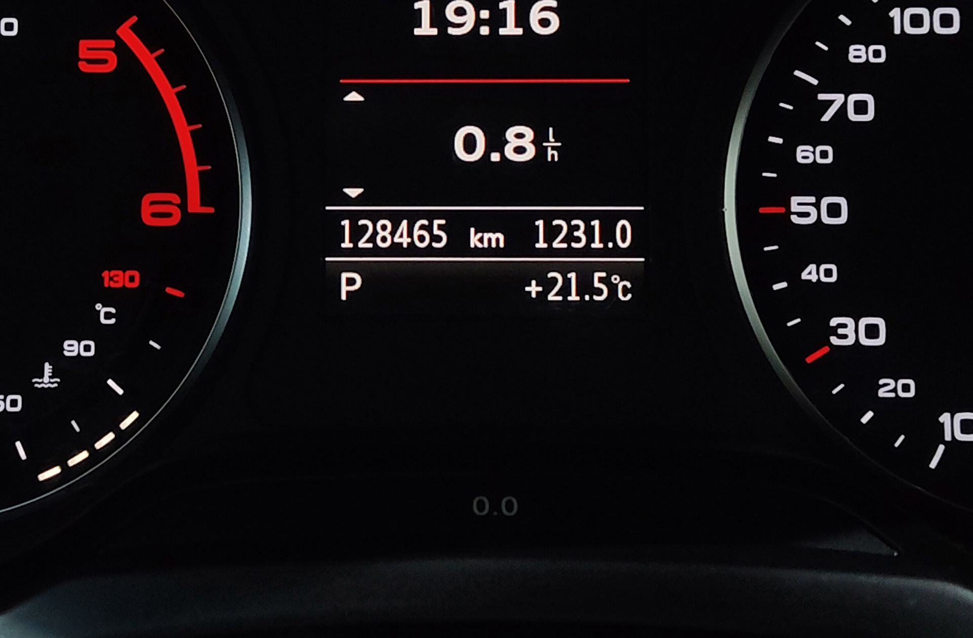 Audi A3 Ambiente Edición especial 2.0 TDI S tronic - foto 8