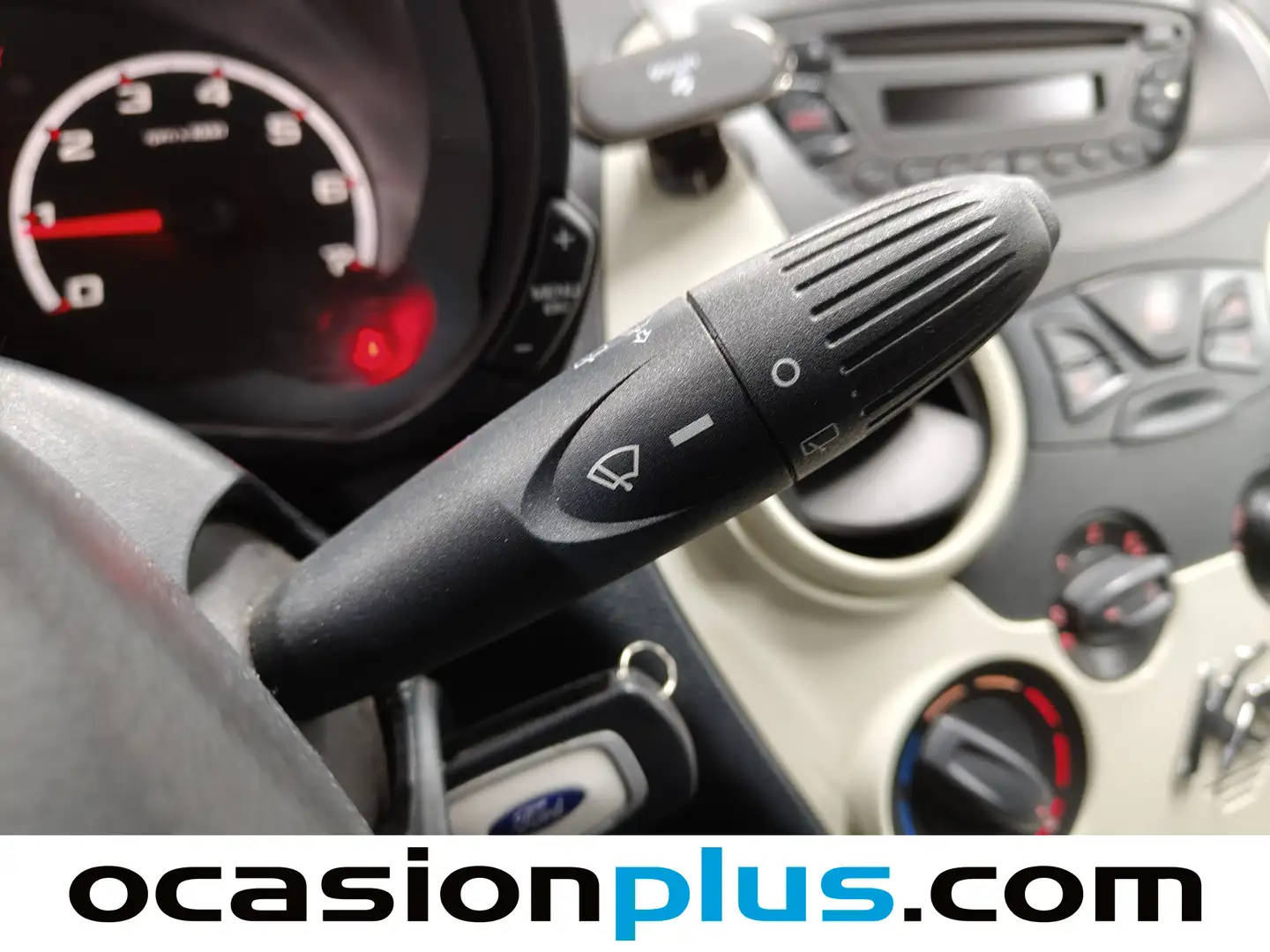 Foto Ford Ka Ford Ka 1.2 Urban  (69 CV)