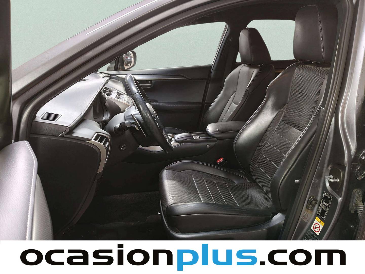 Foto asientos delanteros Lexus NX Lexus NX 300h F Sport 4WD (197 CV)