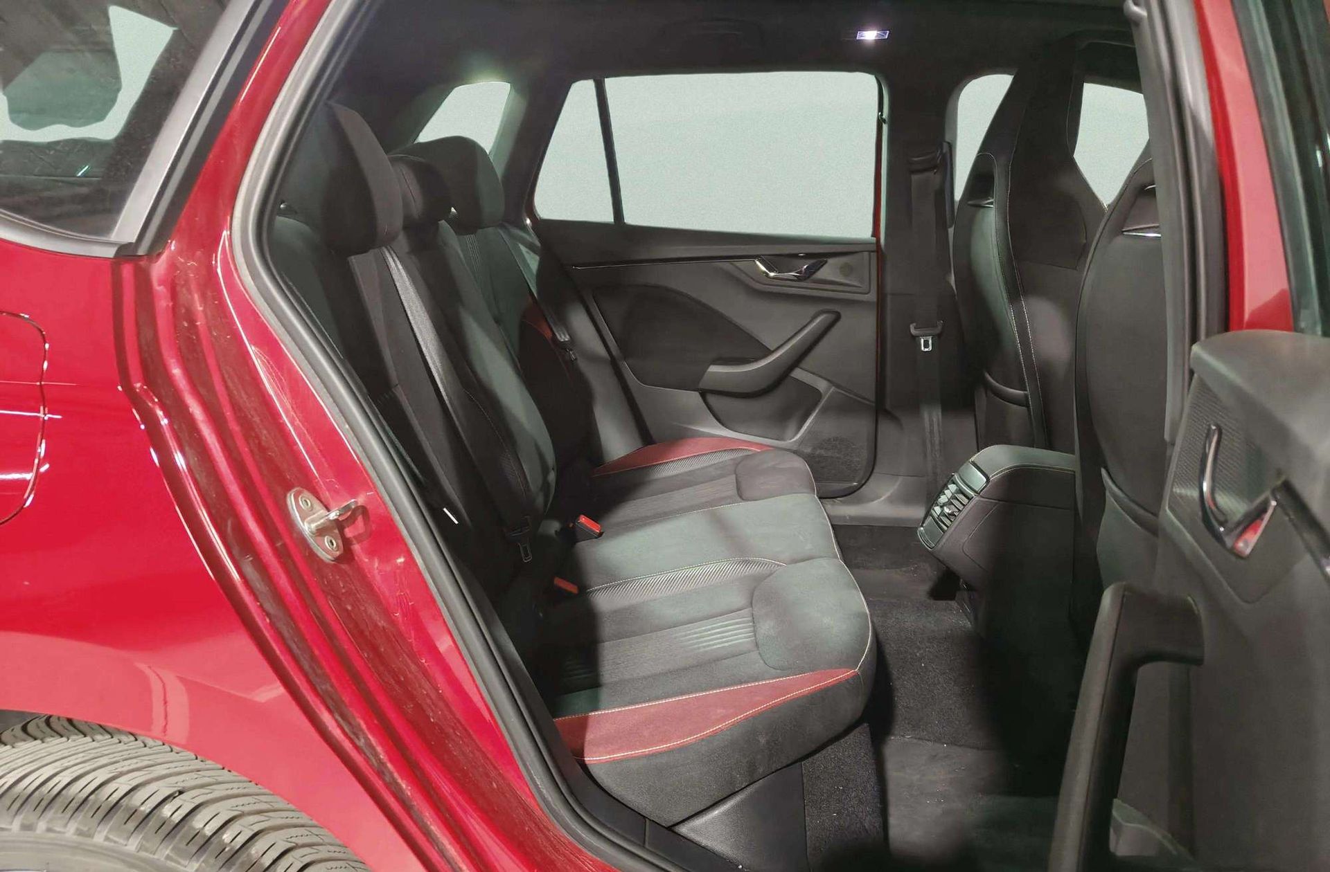 Škoda Kamiq 1.5 TSI Montecarlo DSG - foto 22