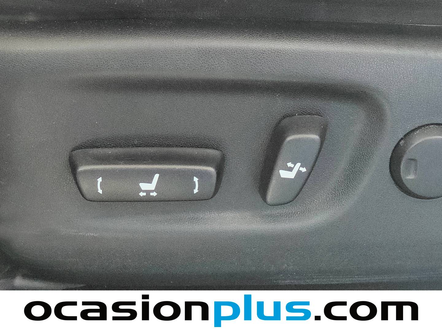 Acabados Lexus NX Lexus NX 2.5 300h Luxury 4WD (197 CV)