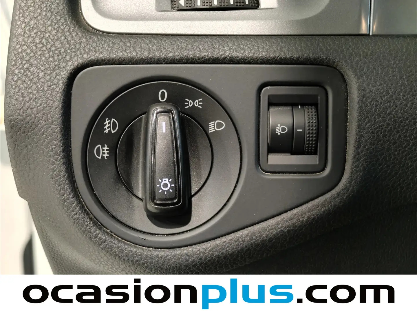 Foto Volkswagen Golf Volkswagen Golf Special Edition 1.2 TSI BMT (110 CV)