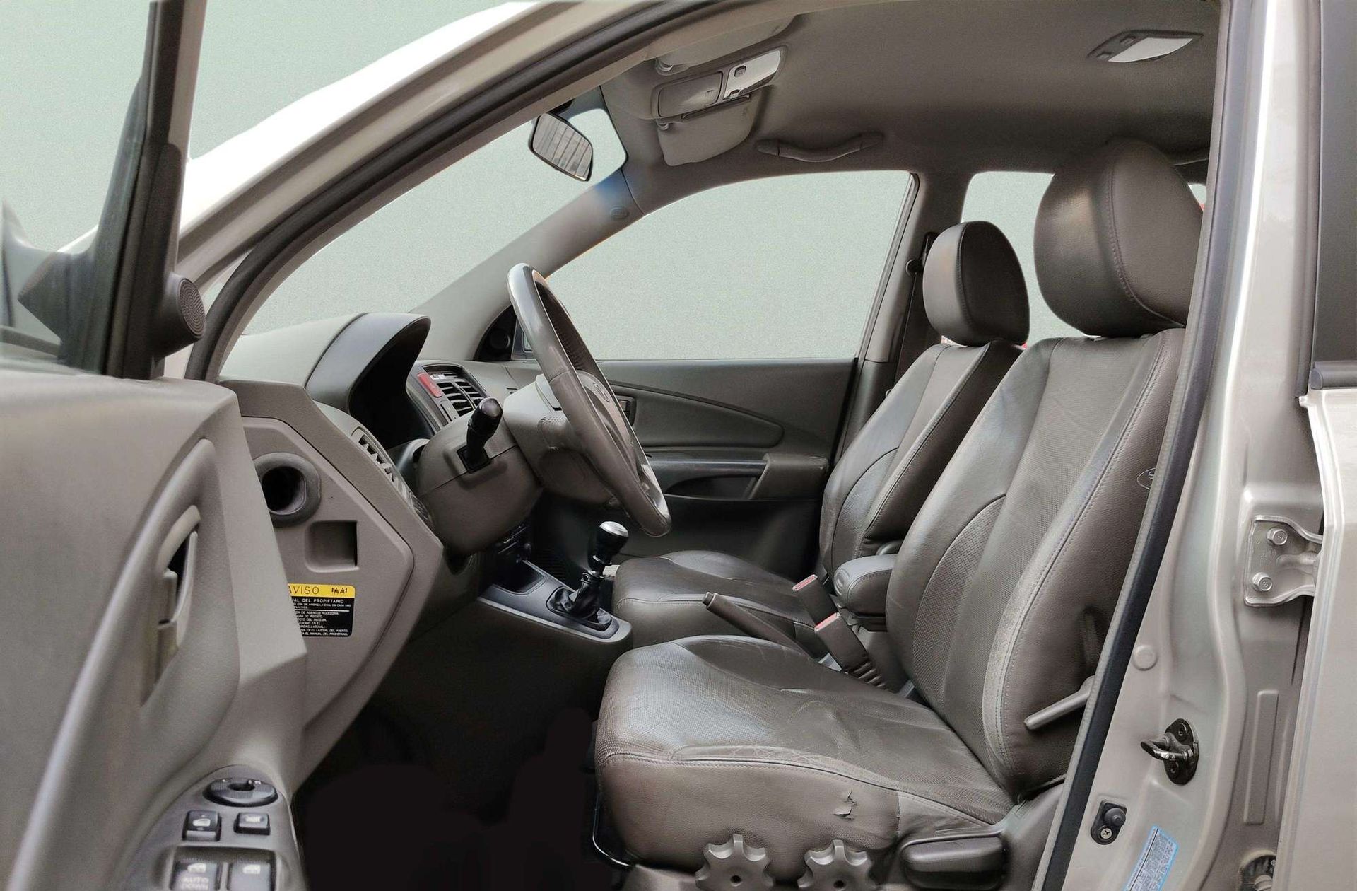 Hyundai Tucson 2.0 CRDi Comfort S.E.FIFA WC - foto 9