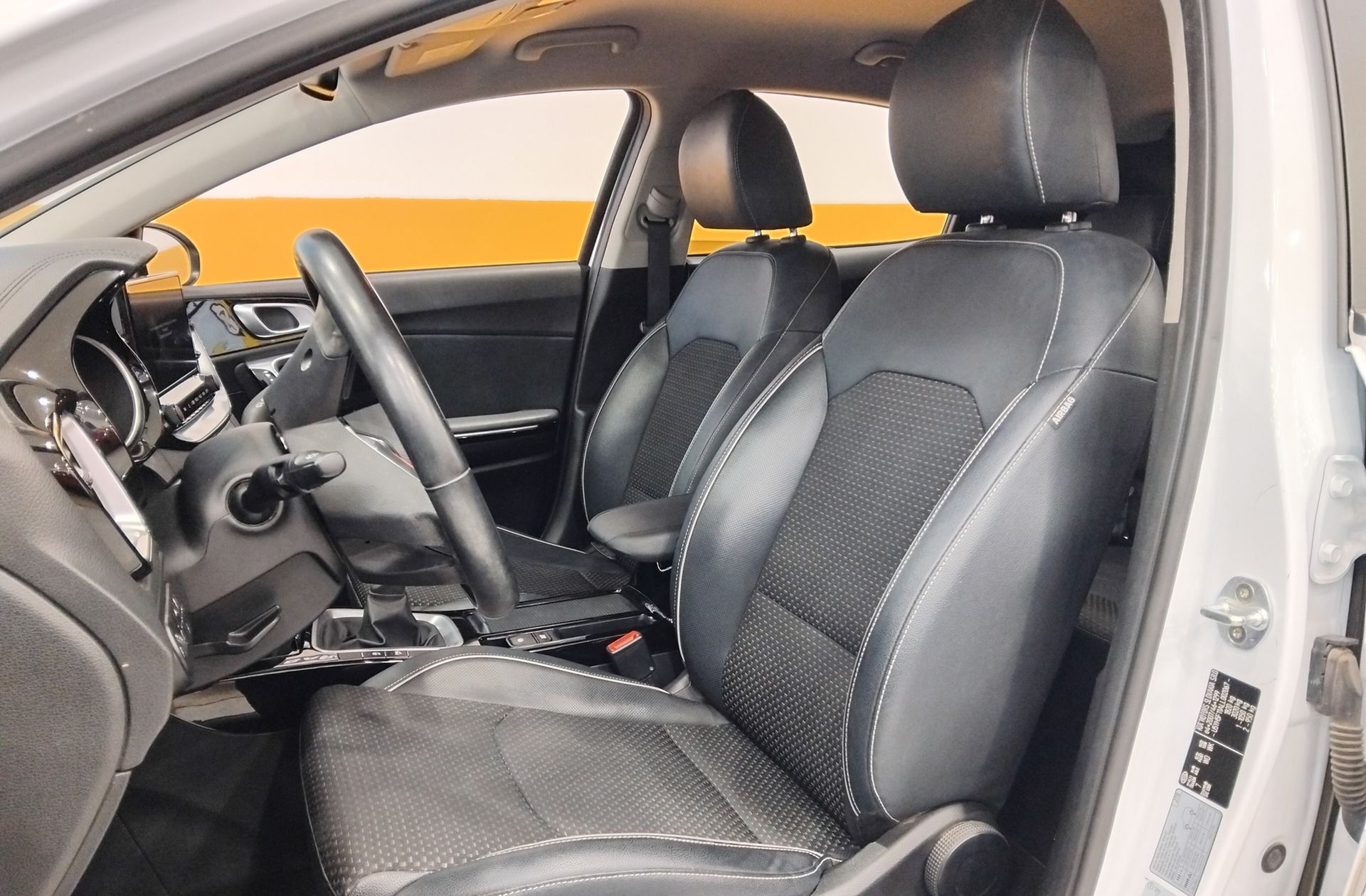 Kia XCeed 1.0 T-GDi Tech - foto 11