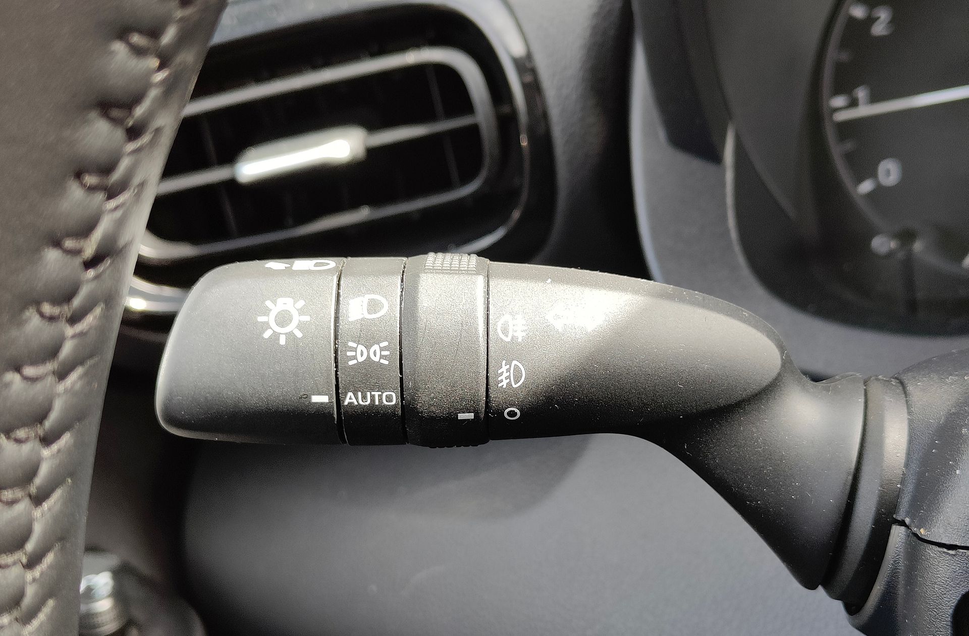 Toyota Yaris 1.5 S-Edition - foto 21