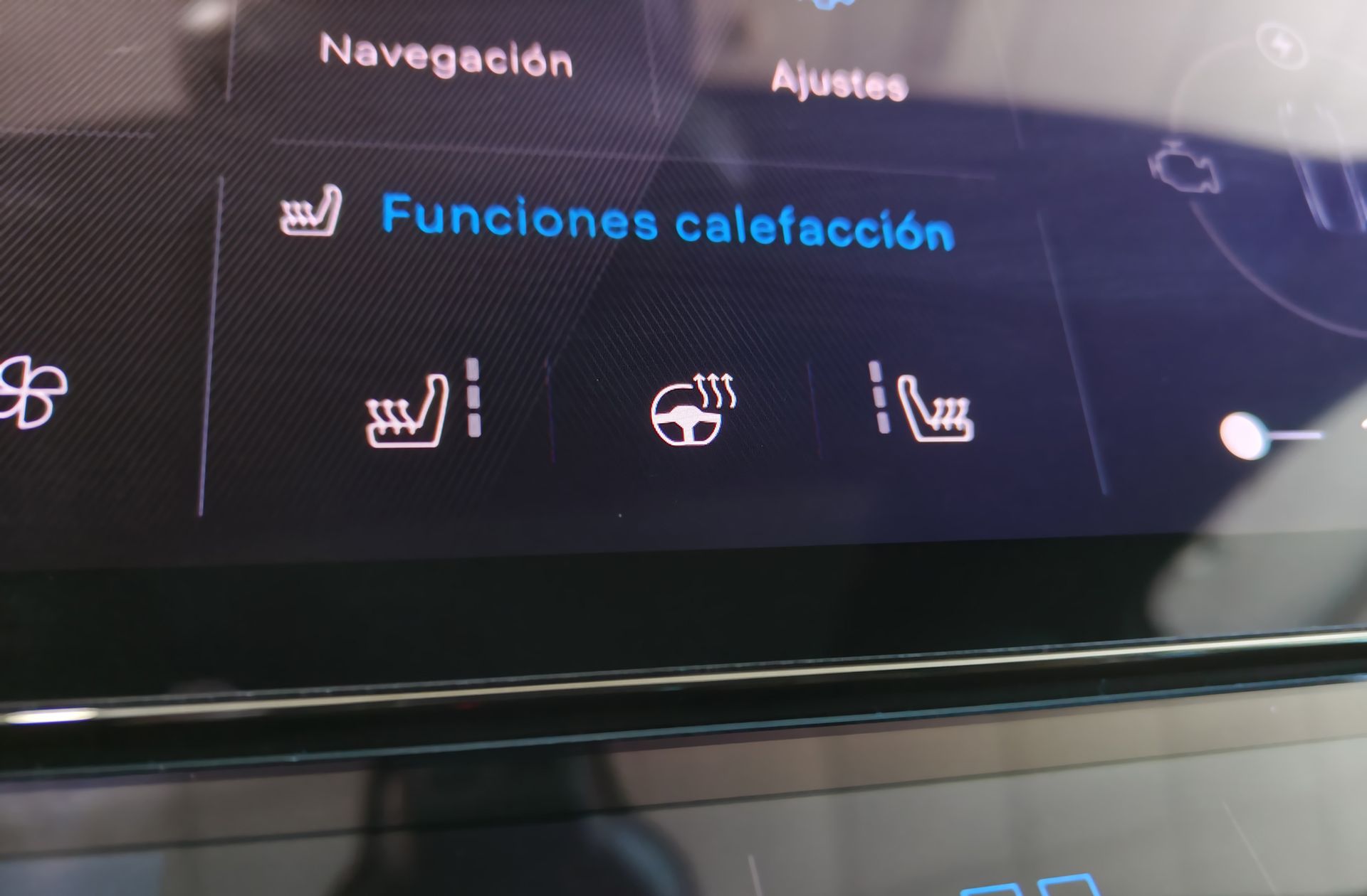 Peugeot 308 SW Hybrid 225 GT eEAT8 - foto 9