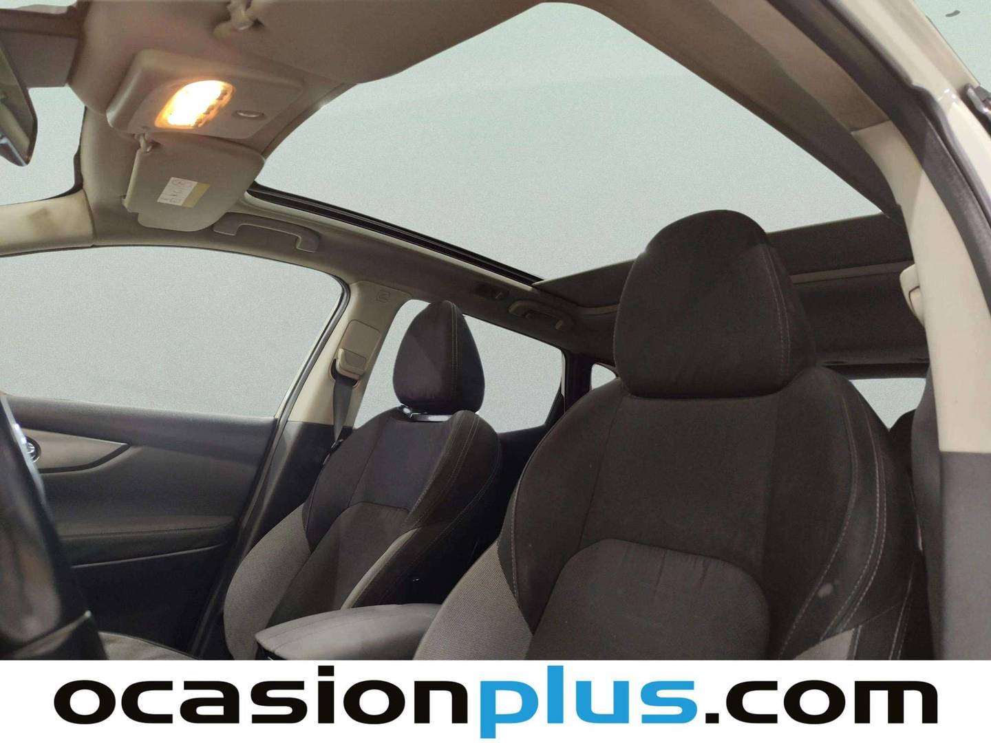 Extras y acabados del Nissan QASHQAI Nissan Qashqai DIG-T 115 N-Connecta (115 CV)
