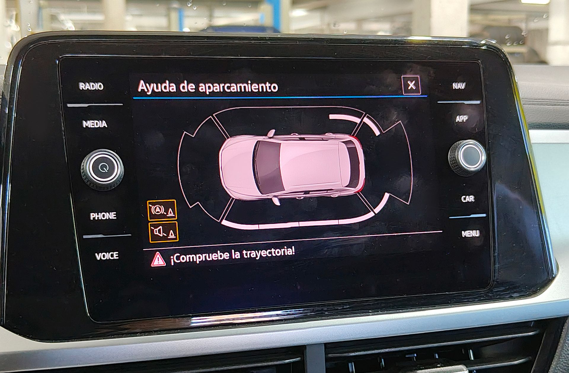 Volkswagen T-Roc Life 2.0 TDI - foto 8