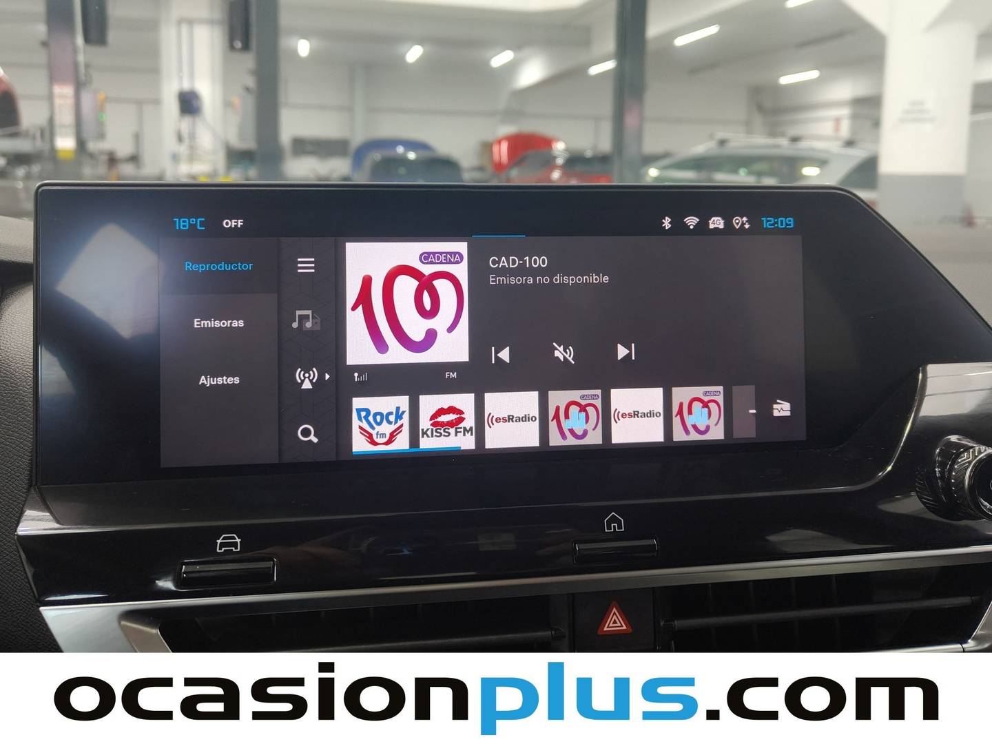 Foto Citroën C4 X Citroen C4 X PureTech 130 S&S Plus EAT8 (131 CV)