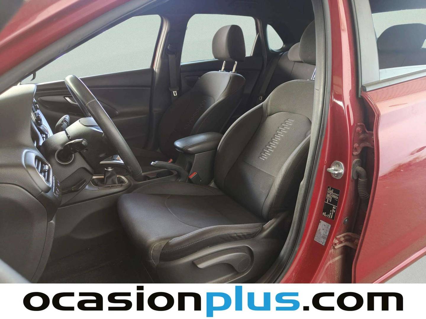 Foto asientos delanteros Hyundai i30 Hyundai i30 1.6 CRDI Tecno (110 CV)
