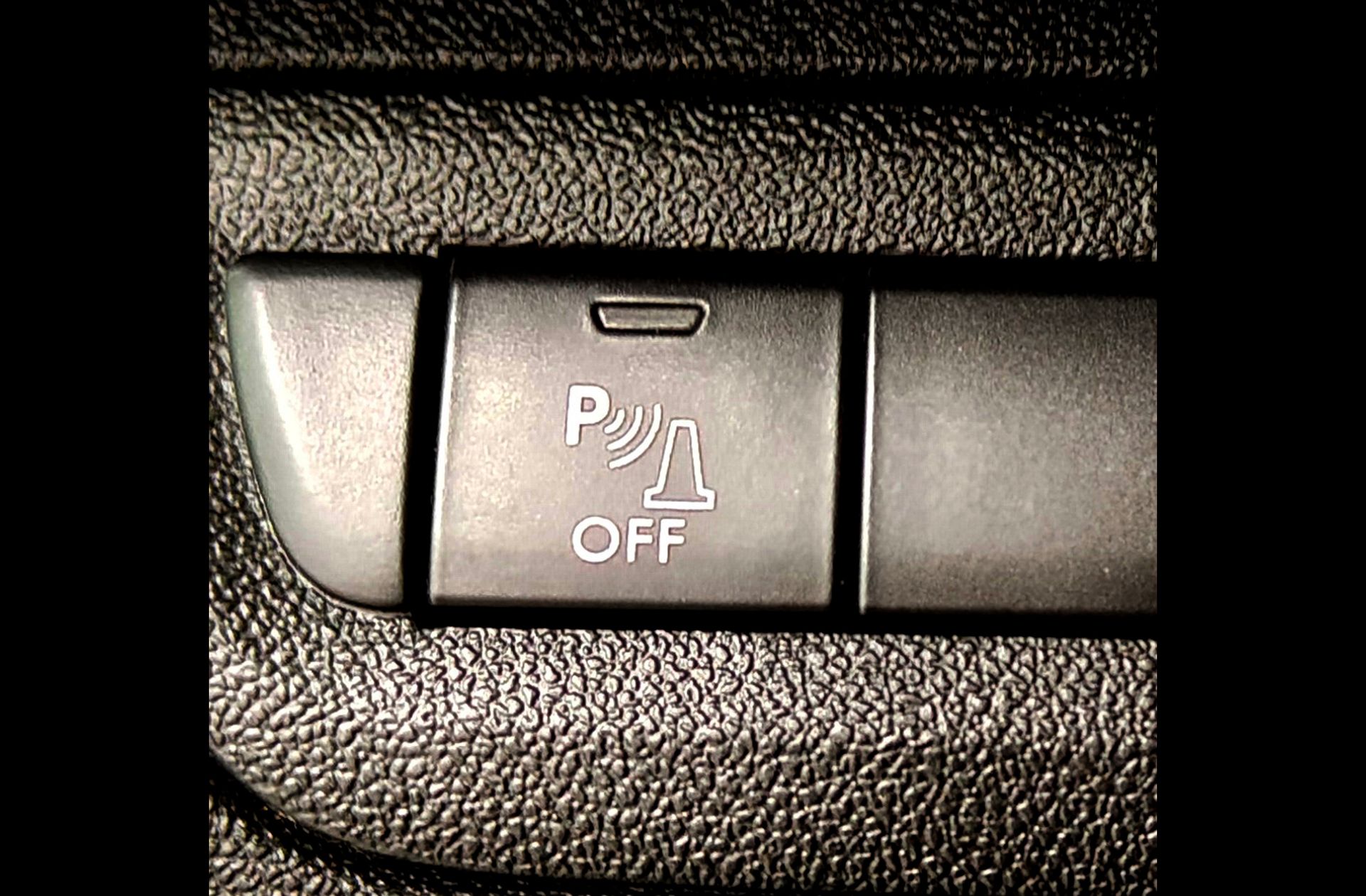 Peugeot 2008 PureTech 110 Allure - foto 12