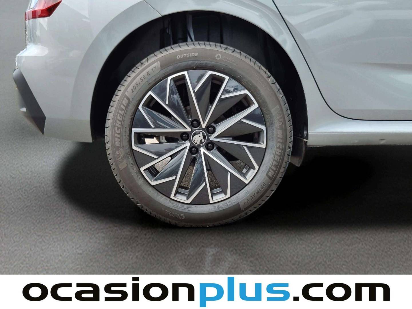 Skoda Kamiq Skoda Kamiq 1.0 TSI Selection DSG (115 CV) gasolina