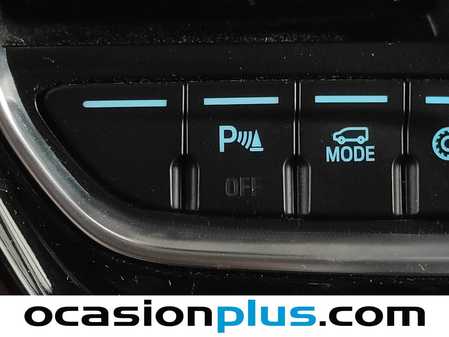 Equipamiento del Ford Tourneo Custom Ford Tourneo Custom 2.0 Ecoblue L1 Titanium Auto (130 CV) 9 Plazas