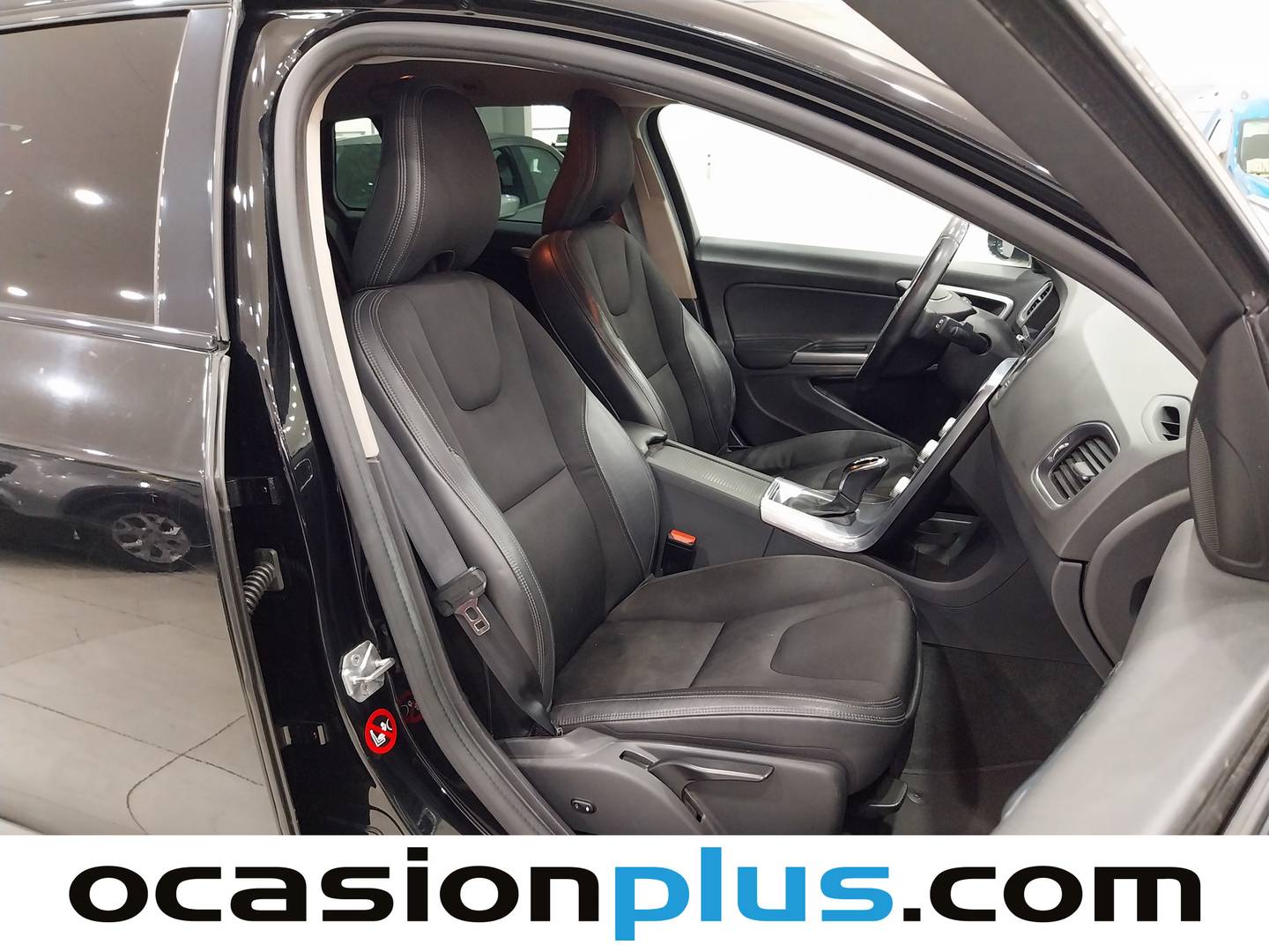 Volvo V60 Cross Country Volvo V60 Cross Country D3 Momentum Auto (150 CV) diésel