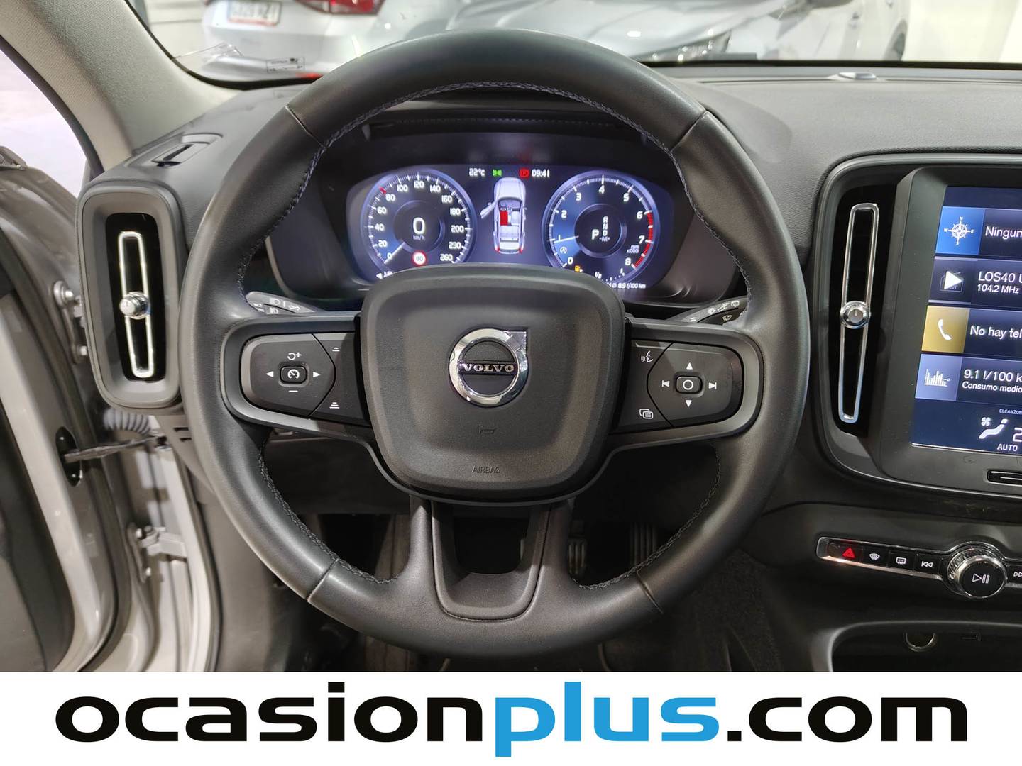 Volvo XC40 Volvo XC40 T2 Essential Dark Auto (129 CV) automático