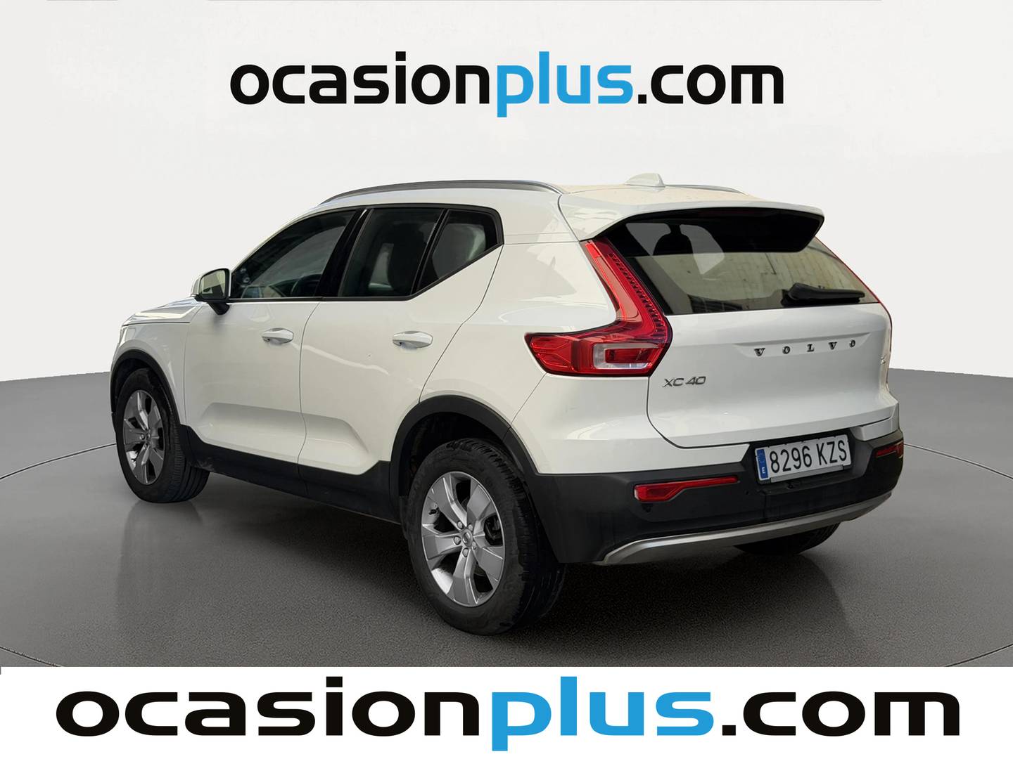 Foto trasera Volvo XC40 Volvo XC40 T4 Momentum Auto (190 CV) izquierda