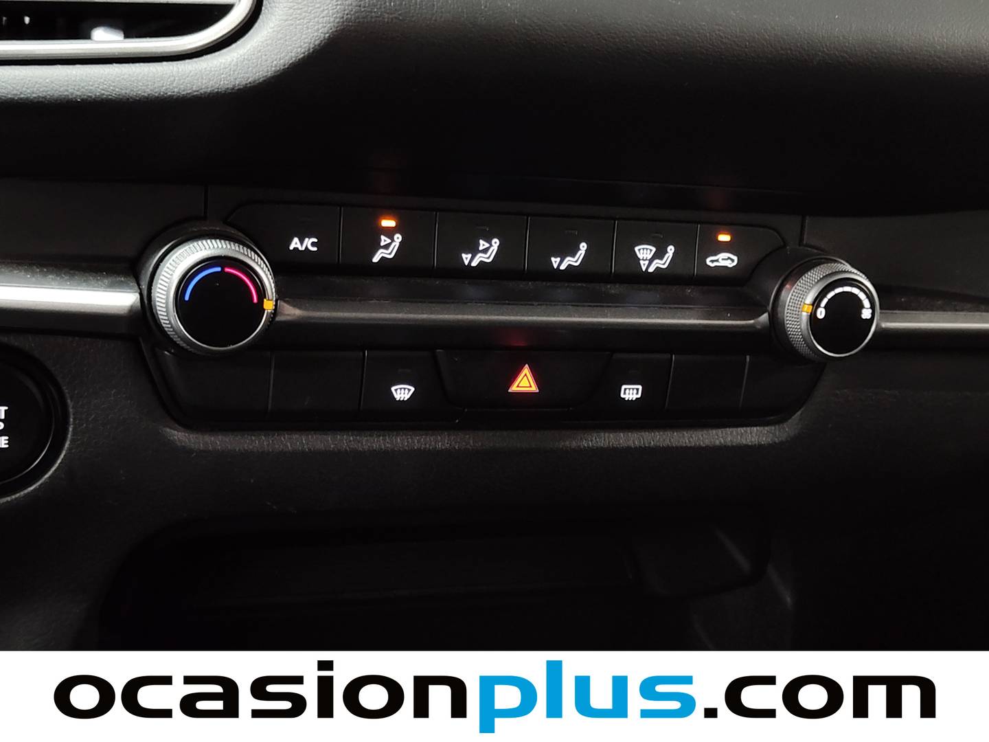 Foto Mazda CX-30 Mazda CX-30 2.5 e-Skyactive G MHEV Prime-Line AT (140 CV)