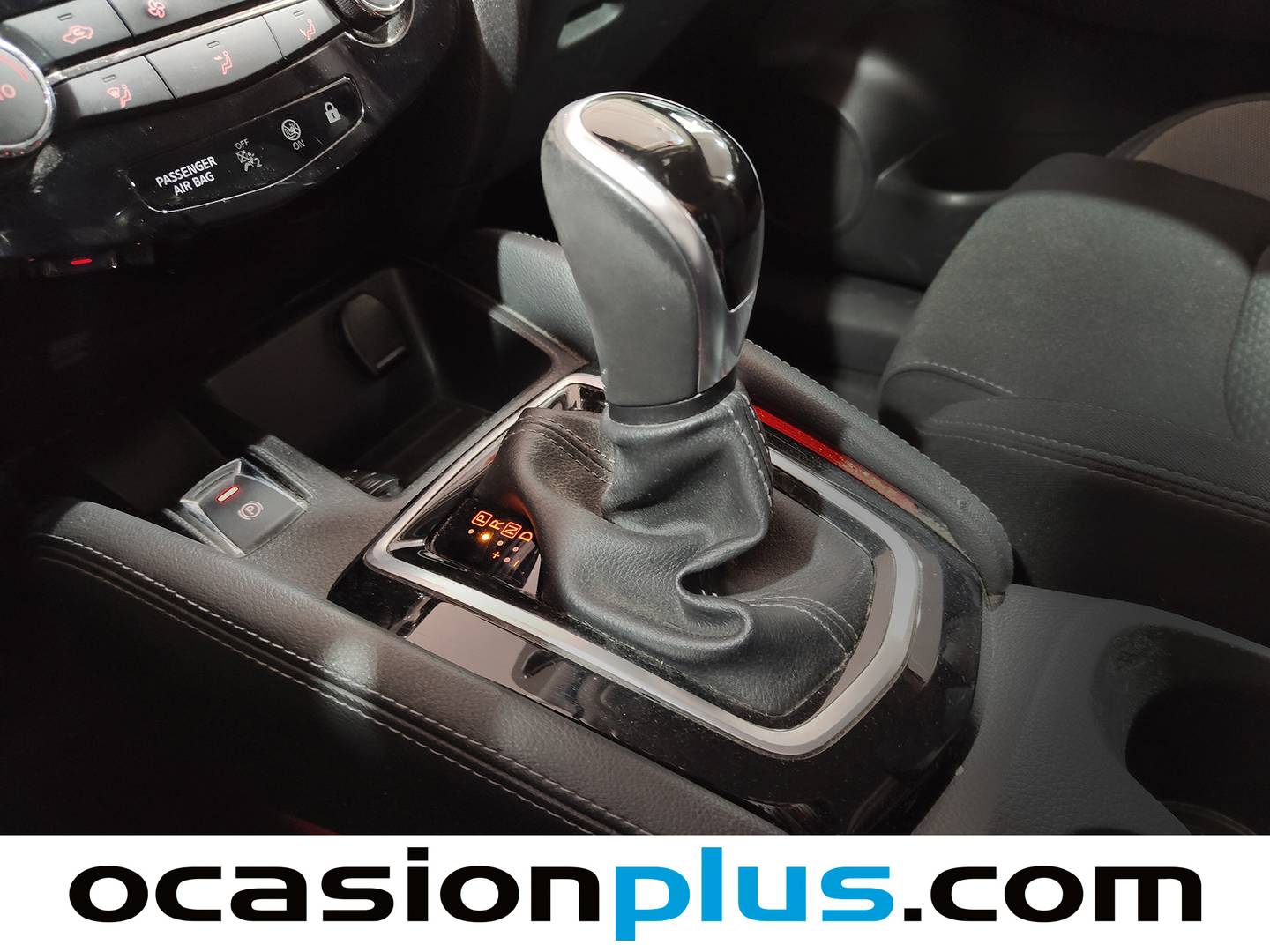 Nissan QASHQAI Nissan Qashqai DIG-T 160 N-Connecta 4x2 DCT (160 CV) de segunda mano