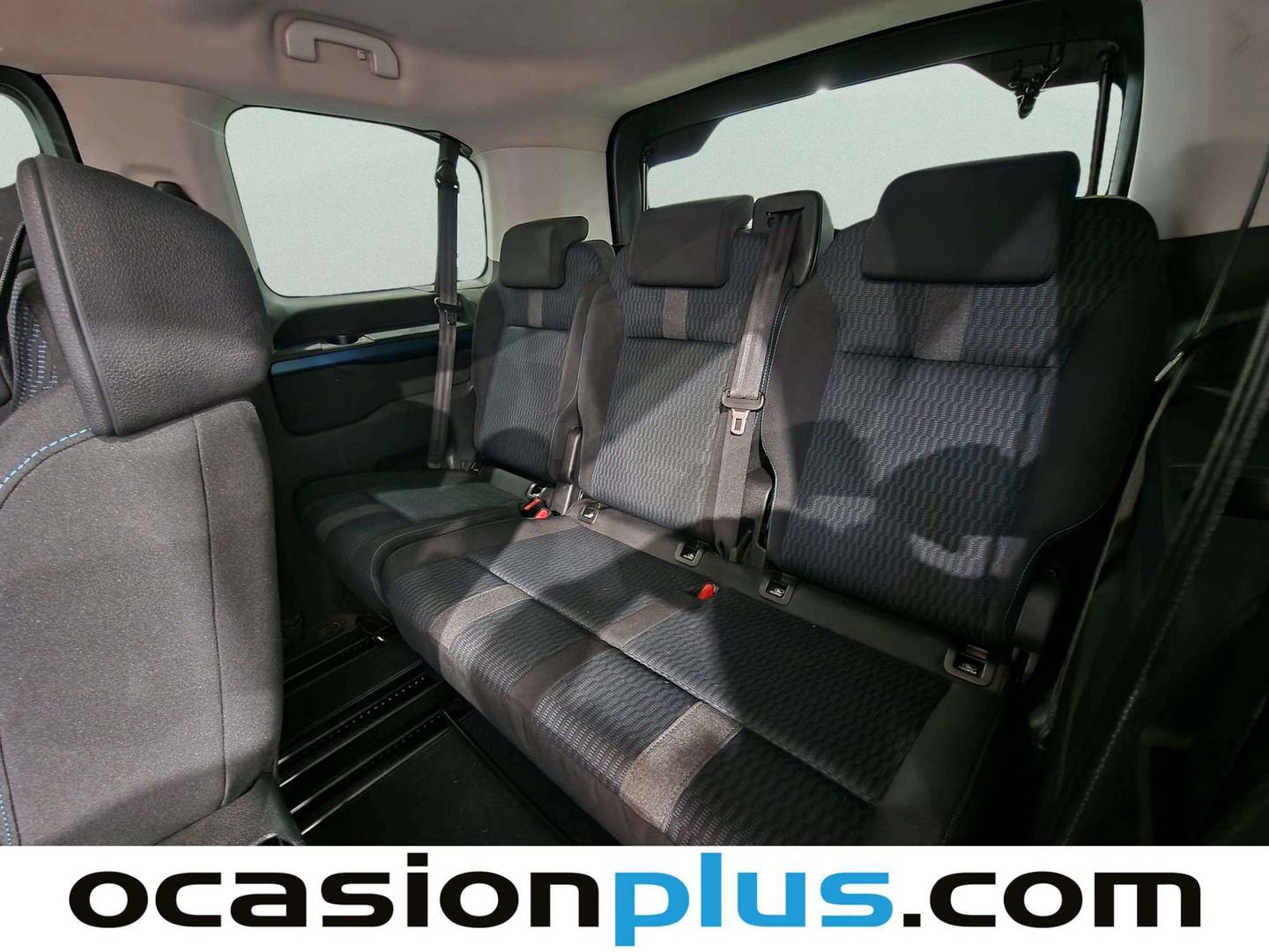 Foto Peugeot Traveller Peugeot Traveller 1.6 BlueHDi Active Standard (115 CV) 8 Plazas