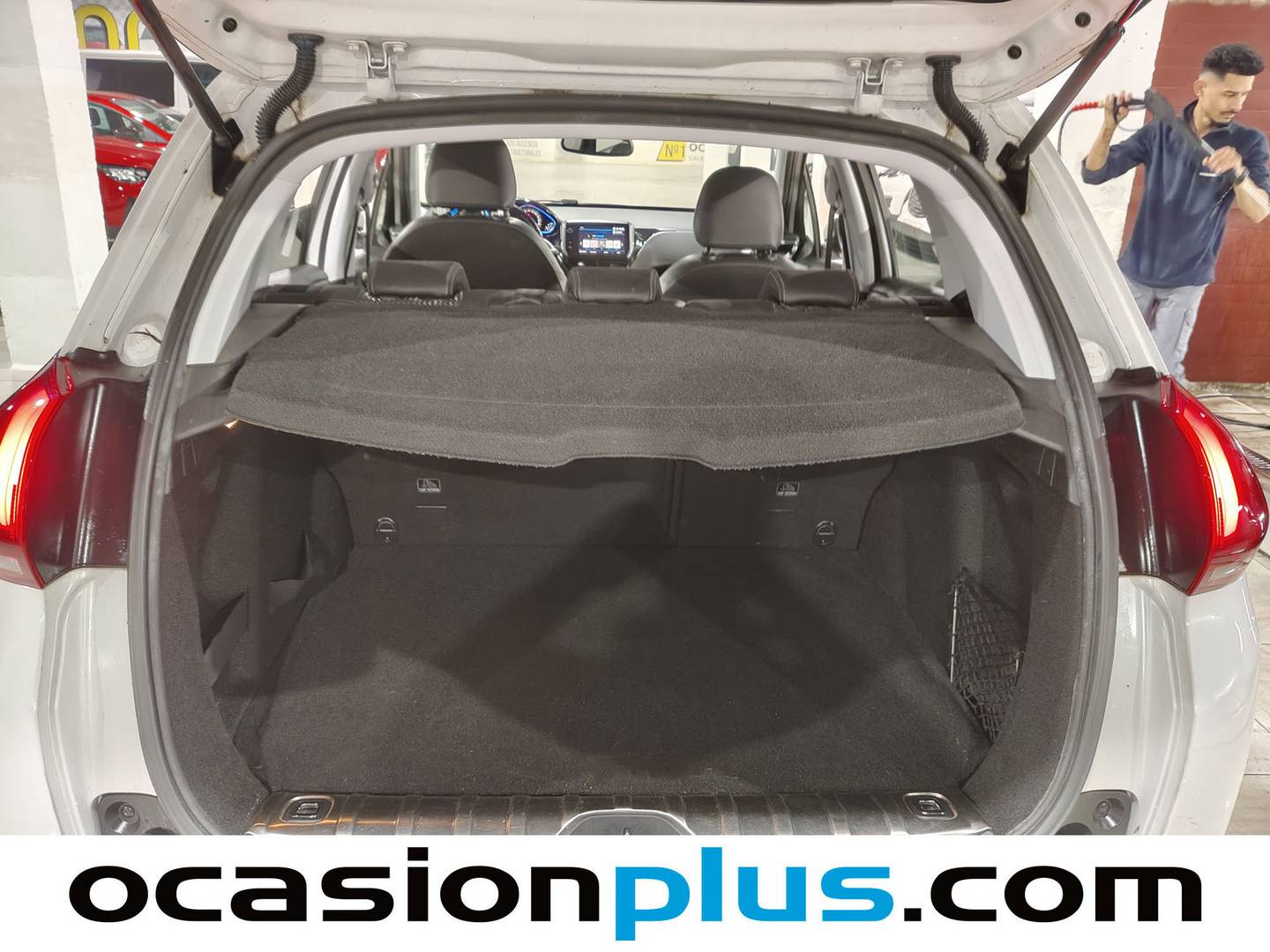 Foto Peugeot 2008 Peugeot 2008 PureTech 110 S&S Allure (110 CV)